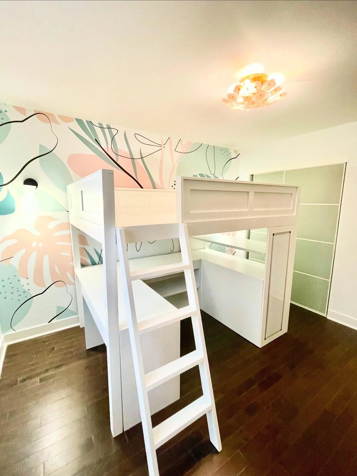 Small space, big vibes, incredibly fun #wood #custom #woodfurniture #customdesigns #woodworking #furniture #bed #buylocal #quality #montreal #outremont #woodfurniture #instadesign #design