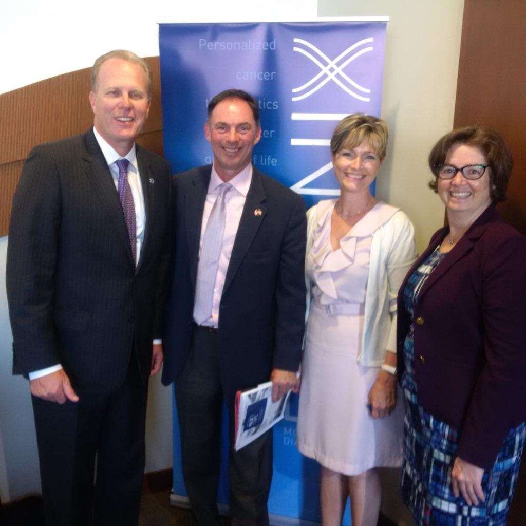 L-R: Mayor Kevin Faulconer, Frank Stonebanks (Venture Partner, Lumira Capital), Dr. SandRa Dunn (CEO, Phoenix) and Dr. Lesley Esford (President, LifeSciences BC)