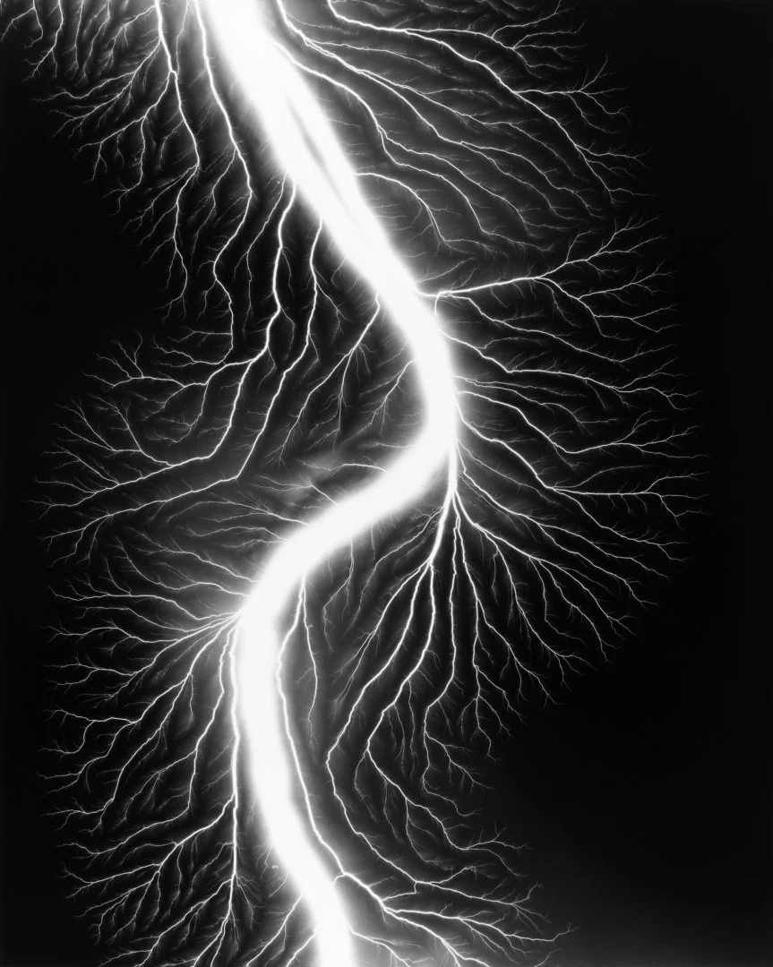 hiroshi-sugimoto-lightning-field-04 2.jpg