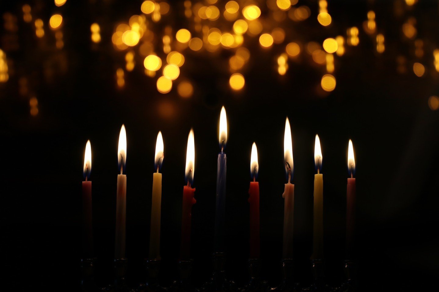 Celebrate Hanukkah with Us at Lake Chalet! ✨🕎

Join us for a special celebration filled with festive lights, delicious seasonal dishes, and cozy lakefront views.  Reserve your table now and make this Hanukkah truly memorable!

#SFHanukkah #HanukkahI