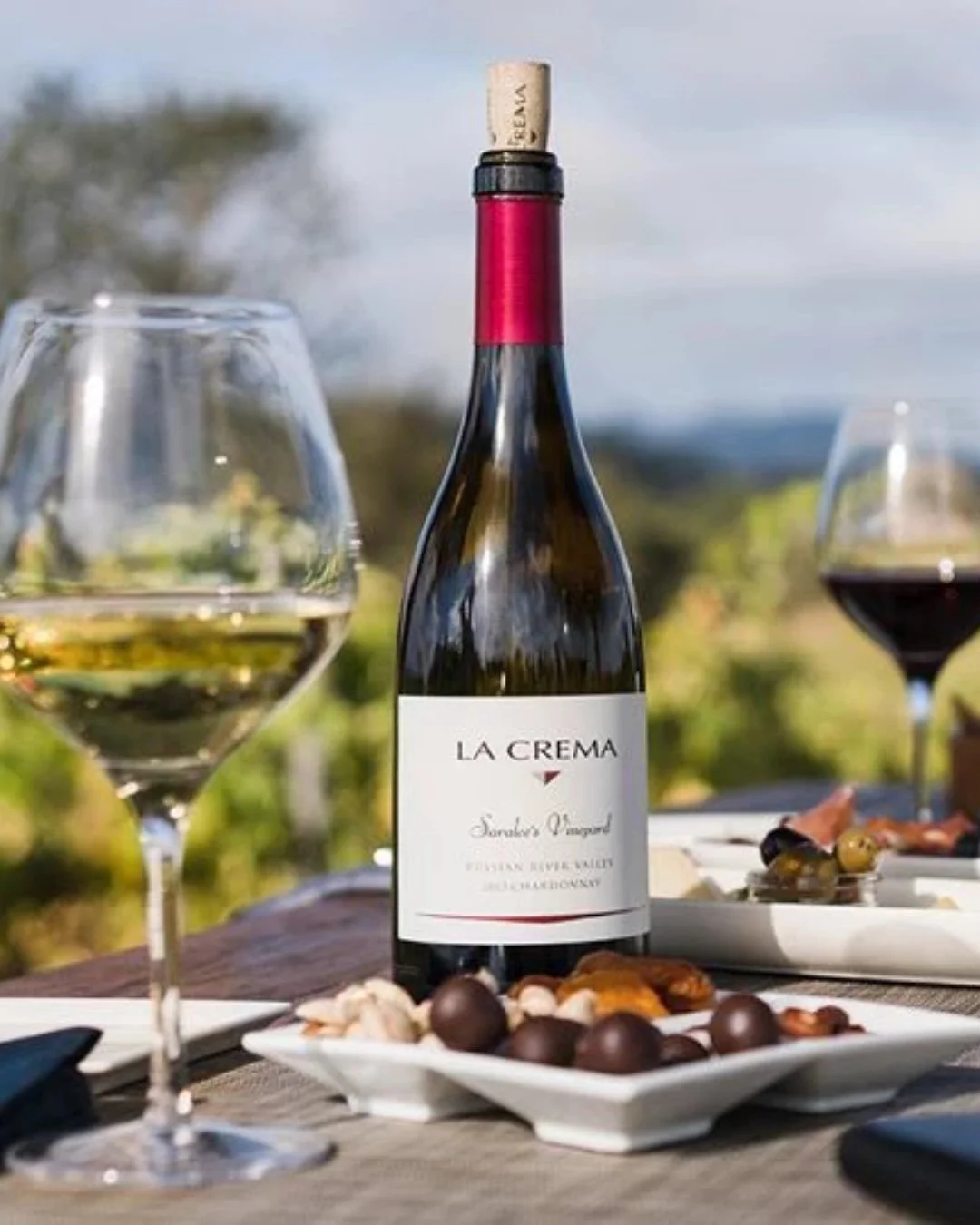 🍷✨ 𝗣𝗼𝘂𝗿 𝗼𝗻 𝘁𝗵𝗲 𝗣𝗶𝗲𝗿 - La Crema
Join us at Lake Chalet, Oakland on Tuesday, Sept 16, 2025 &middot; 6&ndash;8 PM for an evening of lakeside sips and bites.
Enjoy a curated buffet with paired dishes, stunning Lake Merritt views, and pours 