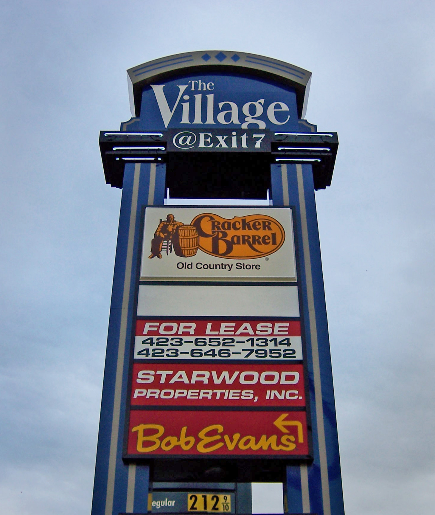 Pylon Signs