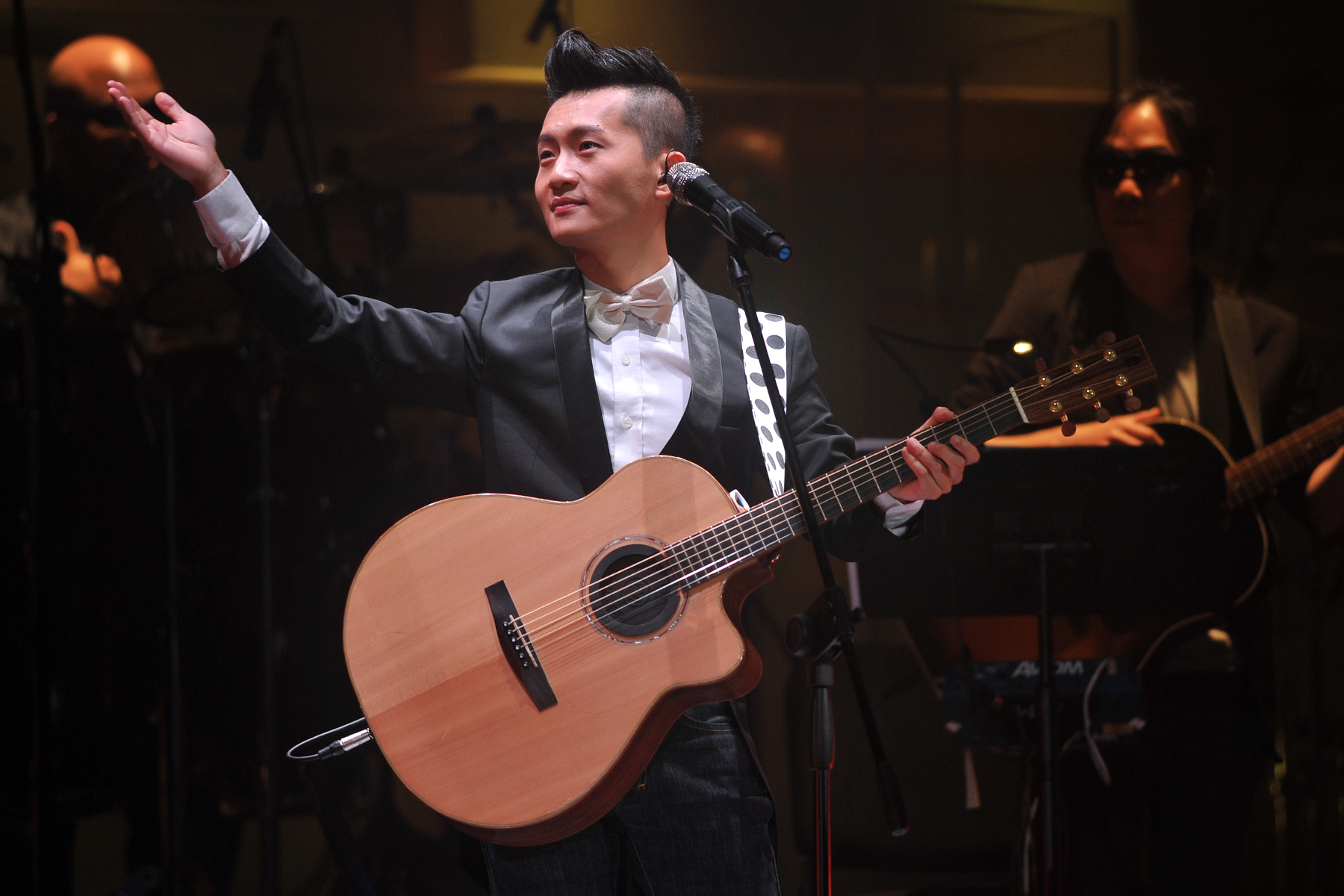 Dream On Live 2013 Queen Elizabeth Stadium, Hong Kong