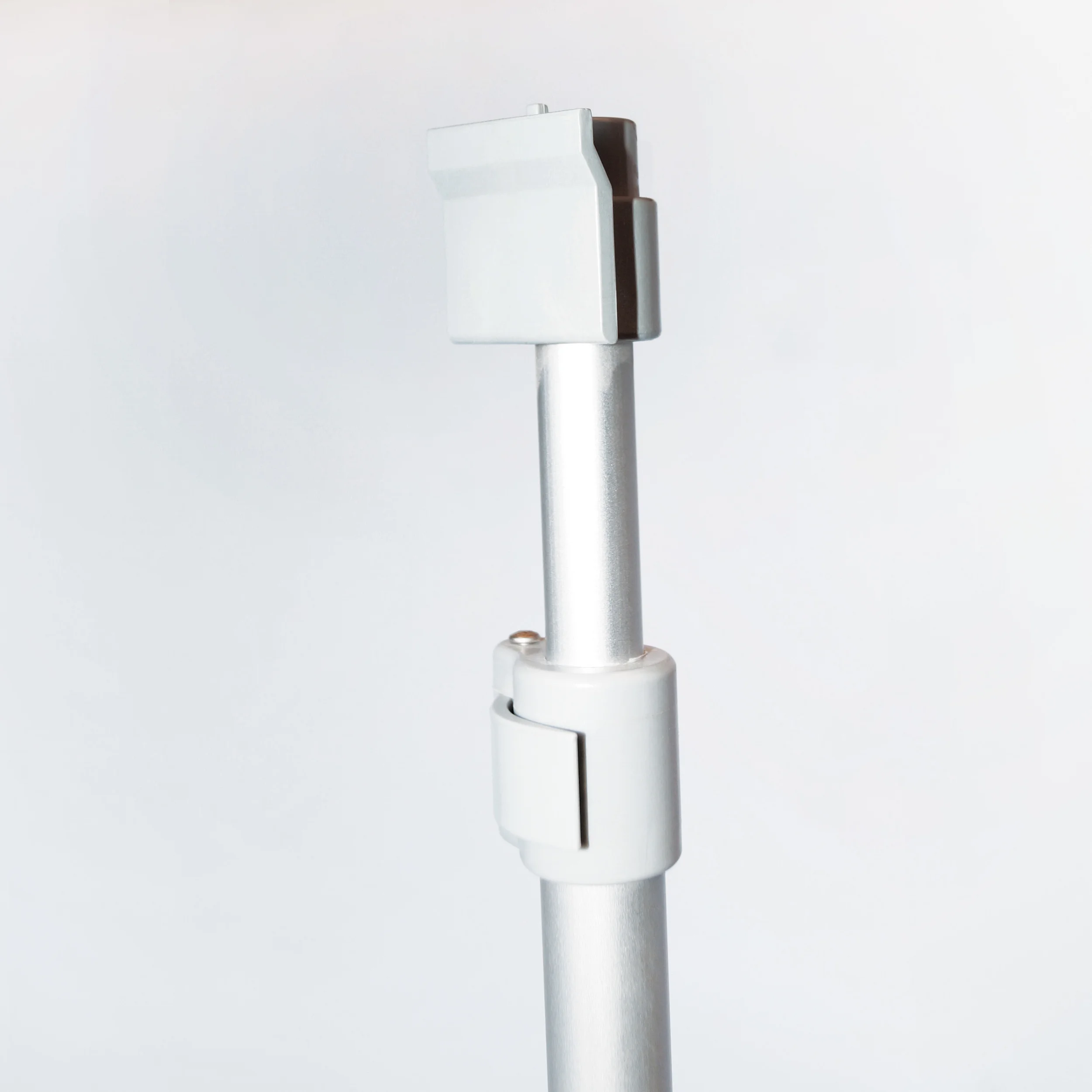 executive-pole-detail.jpg