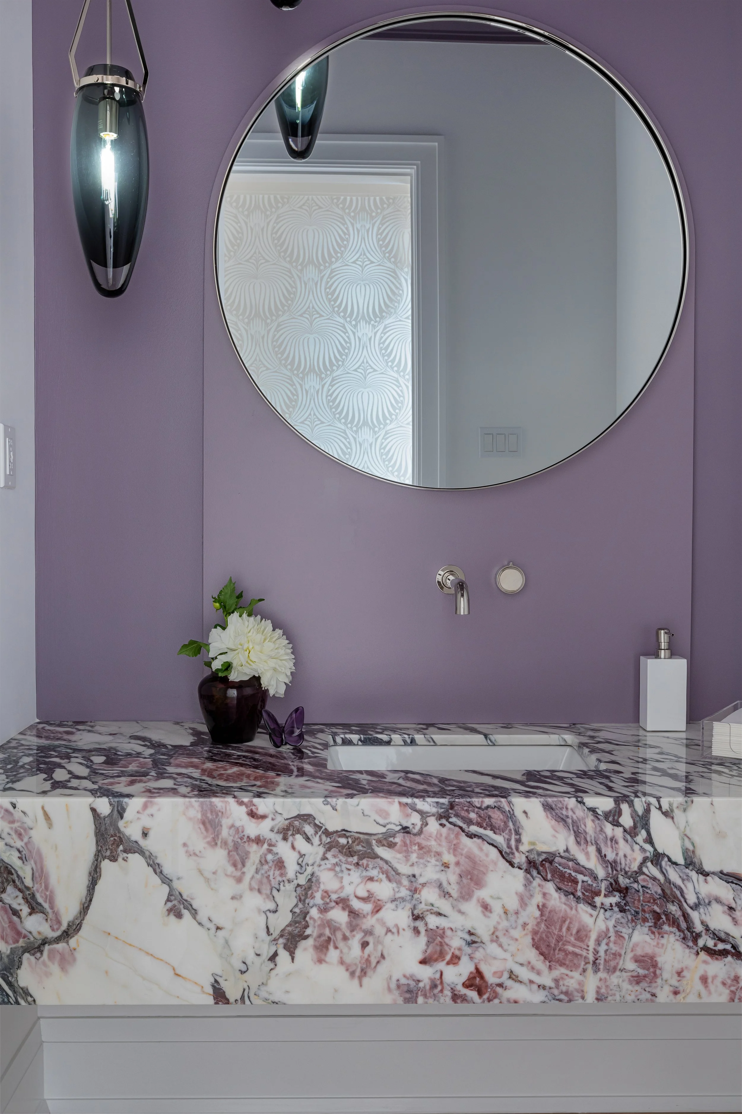 Laura&Amy_51 Cow Neck Rd_Bathroom8b.jpg