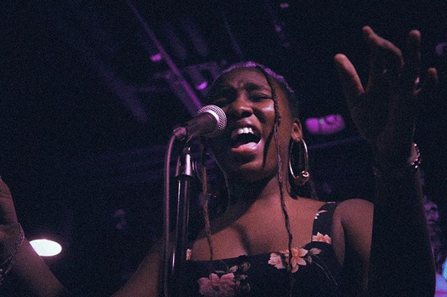 Thank you to everyone who made it to “My B-Side Valentine” last Friday!! That was such an amazing crowd + we are sorry for anyone who wasn’t able to get in— we are working on finding larger venues and having more frequent shows so everyone gets to see these amazing musicians perform. @kidswithcurlsmusic @c.andybar @choahnoi and @neilgoh left us feeling warm and fuzzy and we hope they did the same for you ✨✨