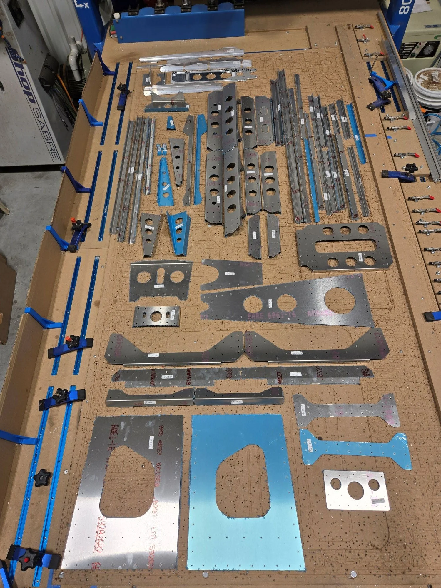 Kit Parts 1.jpg