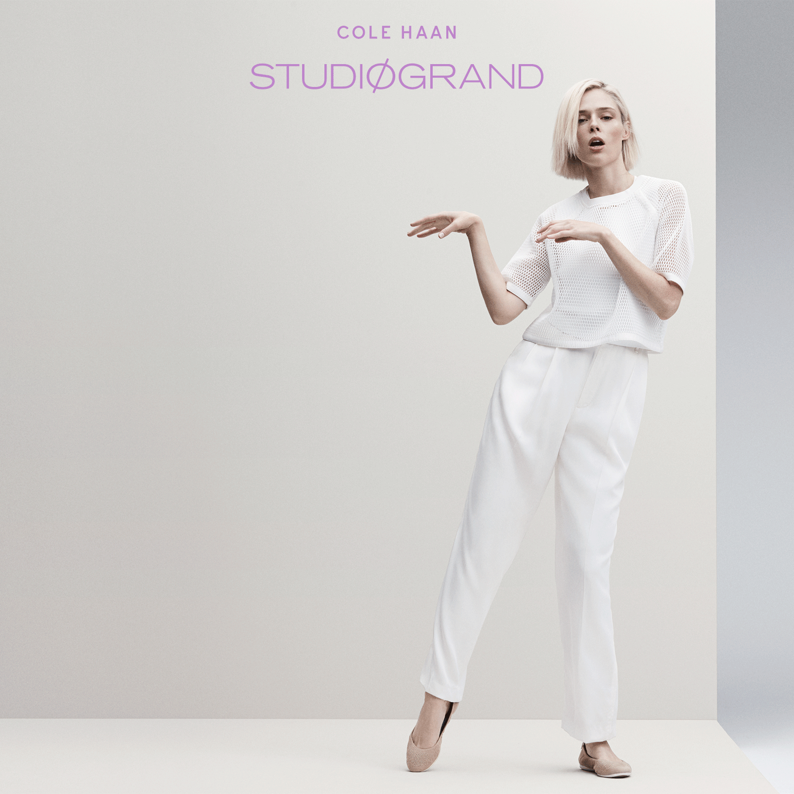 Whether working out or running around StudiøGrand takes you seamlessly from street to studio. Pioneering the “you can do it all” spirit the campaign features New York City ballet's Principal Dancer Sara Mearns, model Coco Rocha, and CEO and Co-Founder of Y7 Studio Sarah Levey.