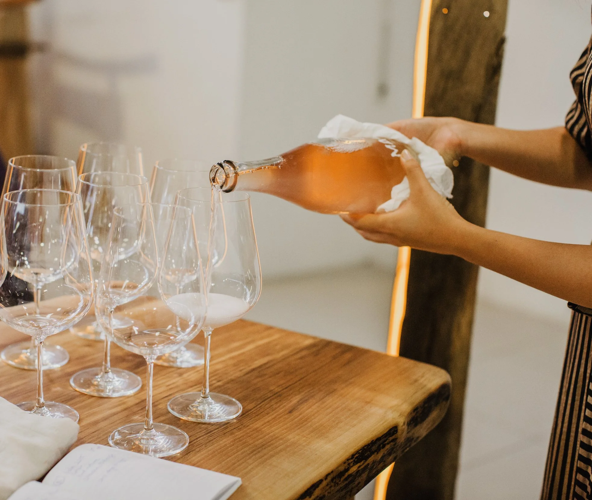 Wild Sparkle: An Exploration of Natural Bubbles 