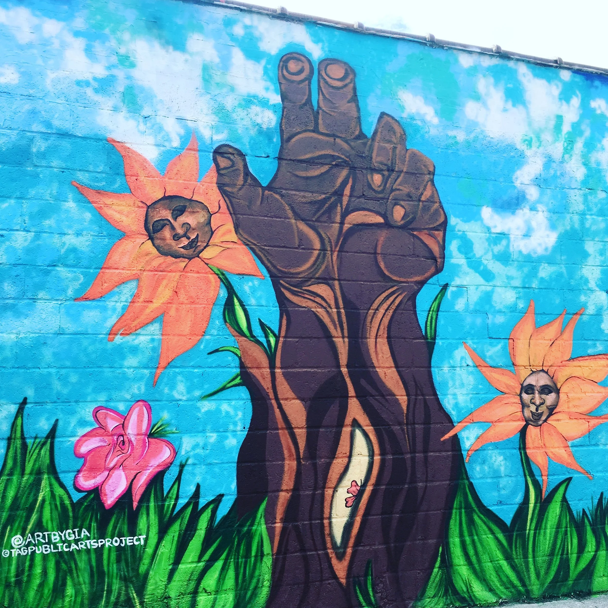Poderosa, Tag Public Arts Project