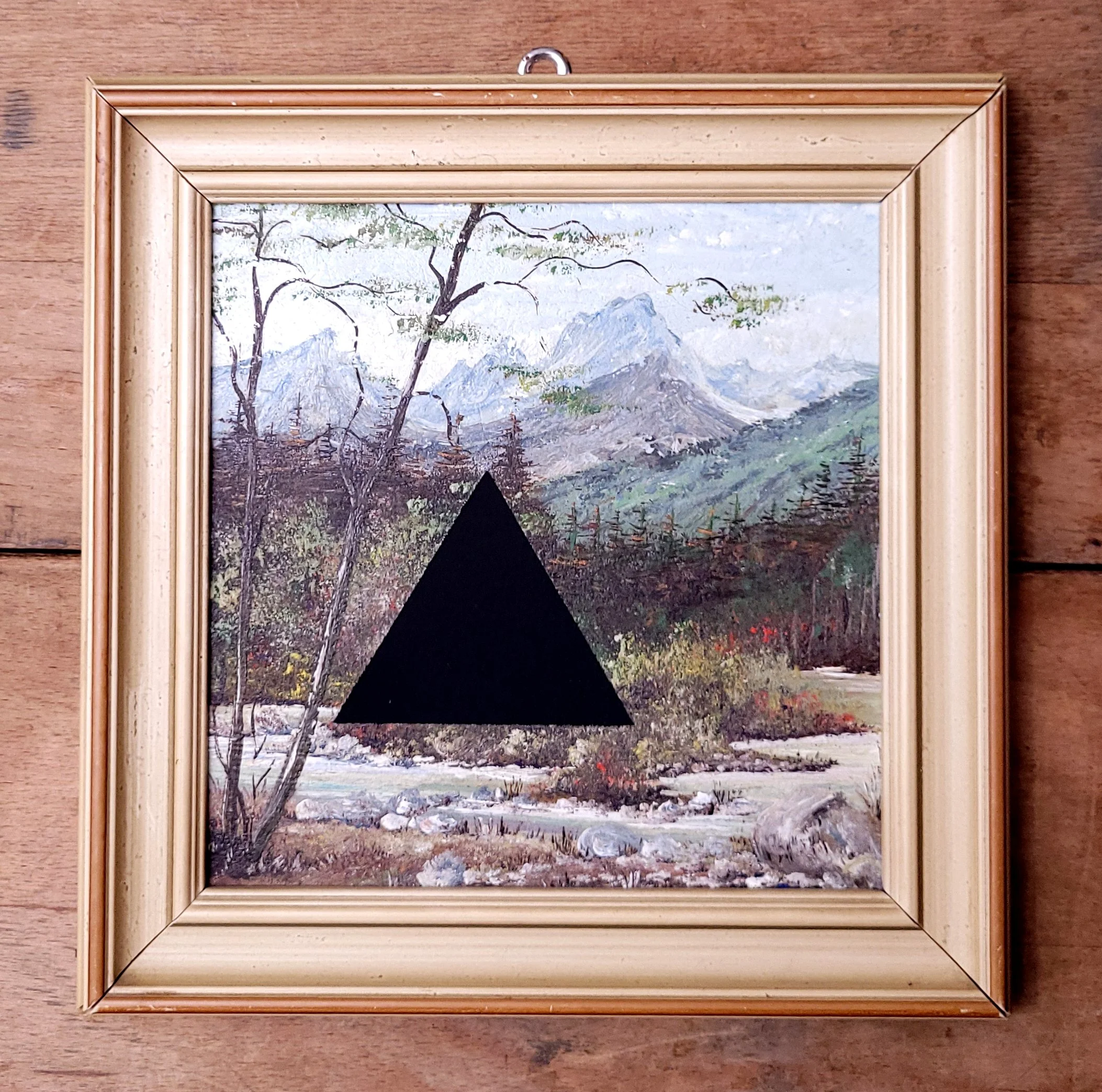 Landmark_Painting_07_00_Size 22x22cm.jpg