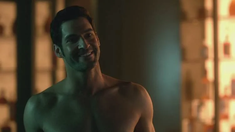 The One Where Lucifer Gets Naked and Then Gets Shot ("Manly Whatnots")