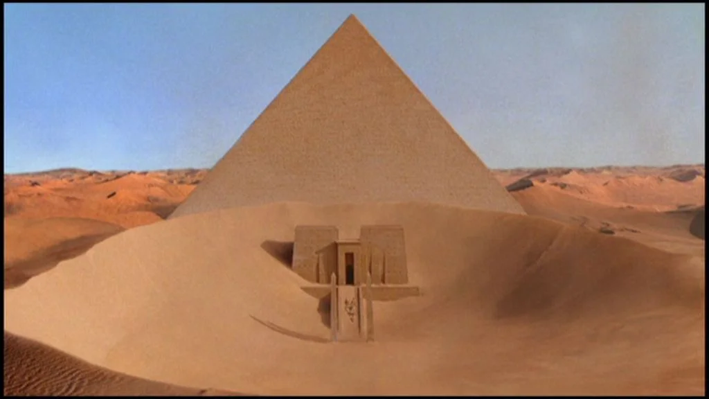 Screencap courtesy of StargateCaps