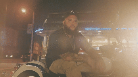 Grayscale – YOUNG (Official Music Video)-low.gif