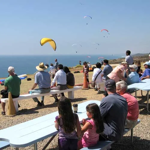 Cliff Hanger Cafe at Torrey Pines, ultra casual and very entertaining