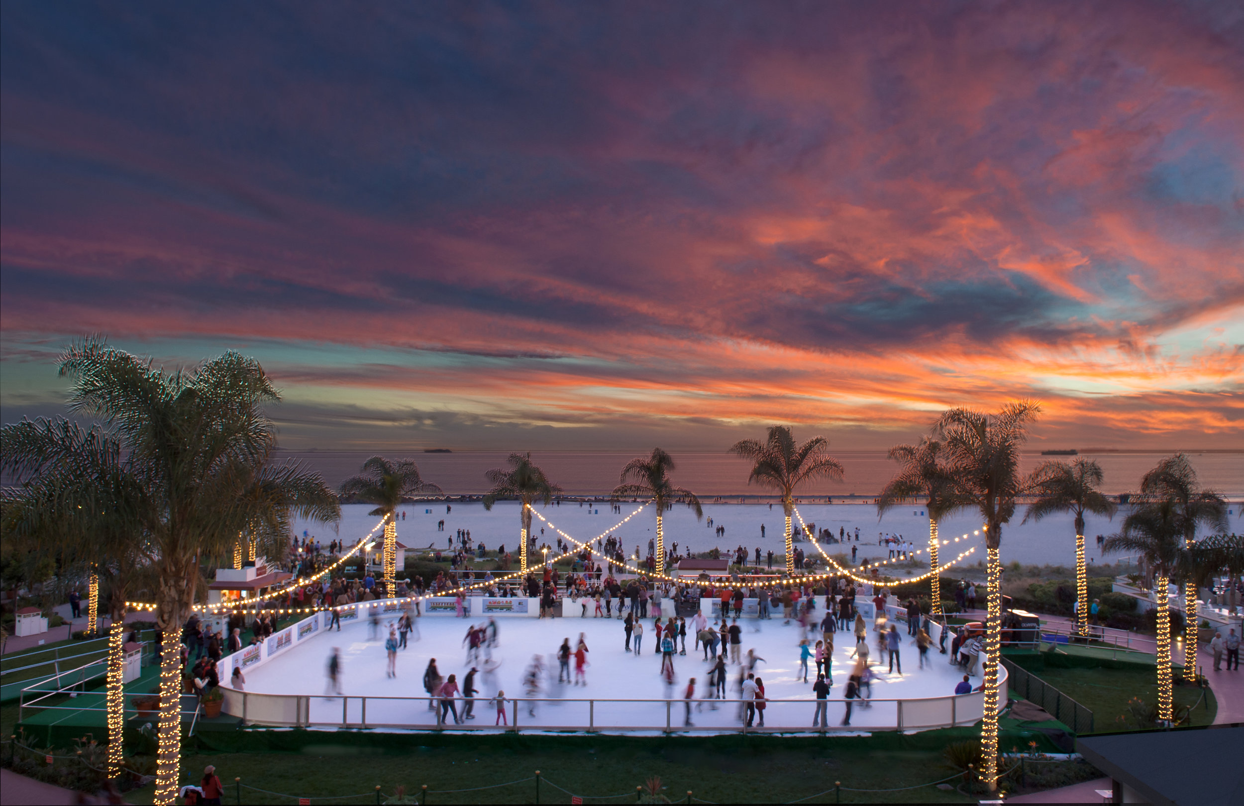 hotel-del-coronado-holidays-ice-skating-rink-sunset-13-wmorton-hires.jpg