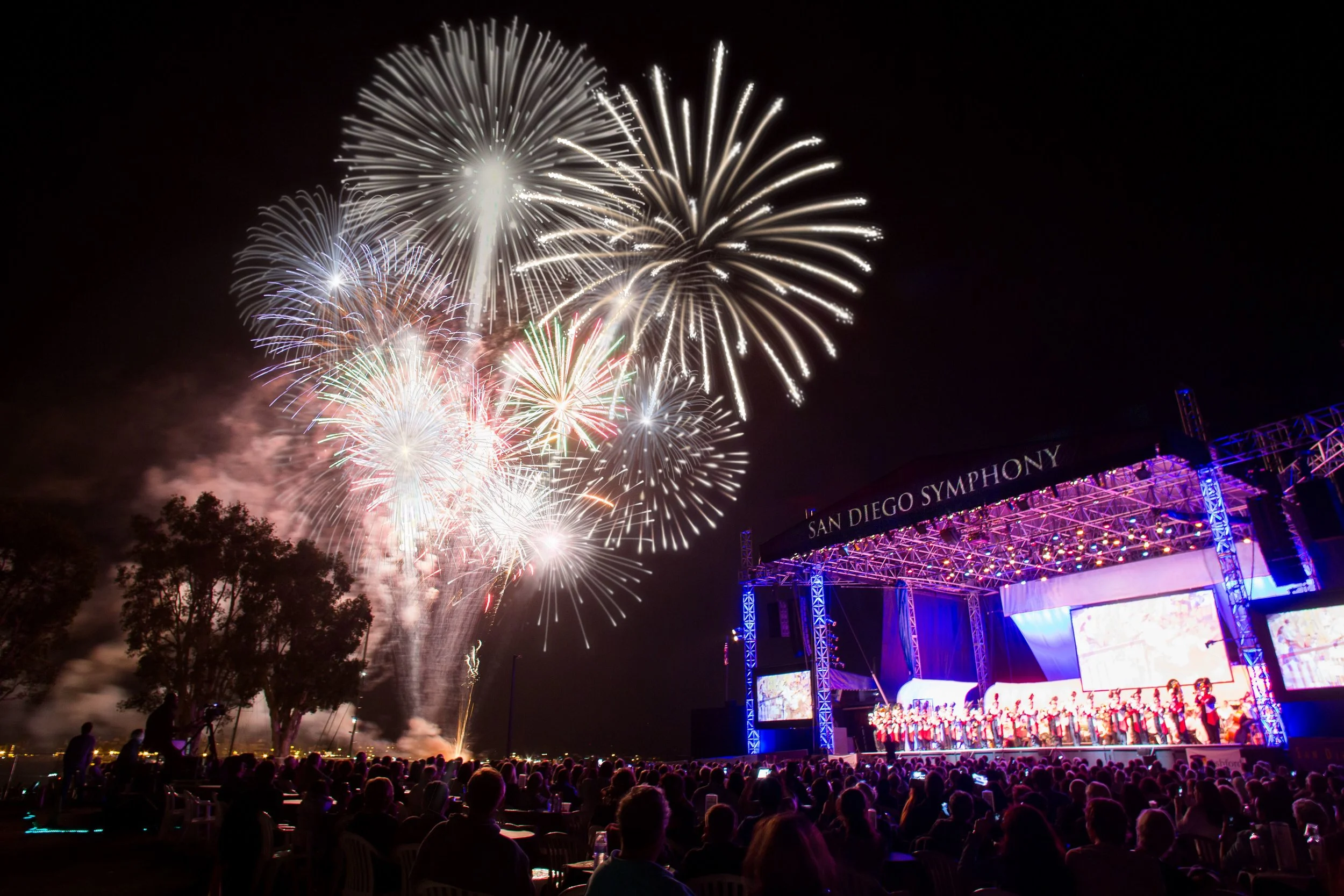 It’s summer and that means San Diego Bayside Nights Concerts!