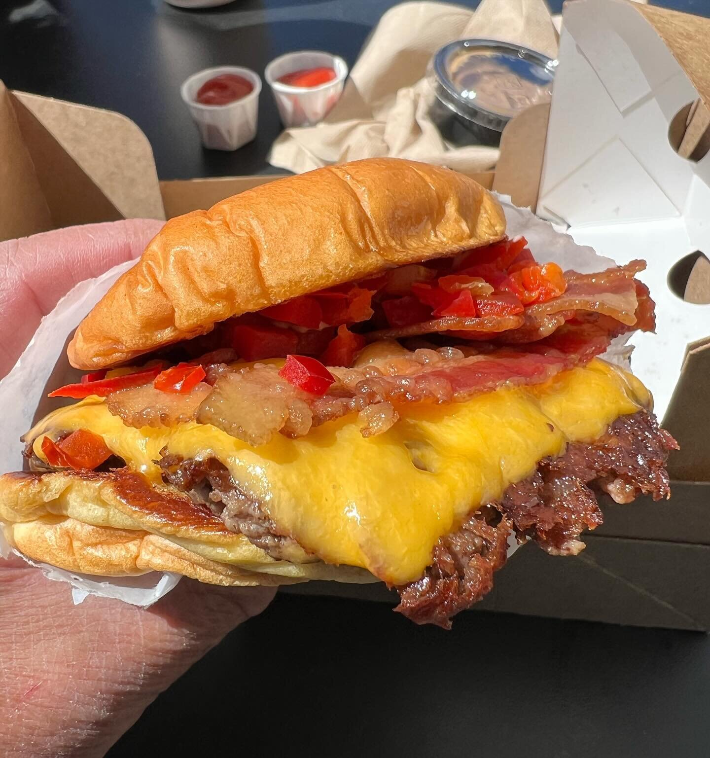 Free Shake Shack!  Get a free Smoke Shack burger using code BigWins on app or kiosk!  No catch, it&rsquo;s free (and delicious)! @shakeshack #sorryinnout #burger @foodobservations