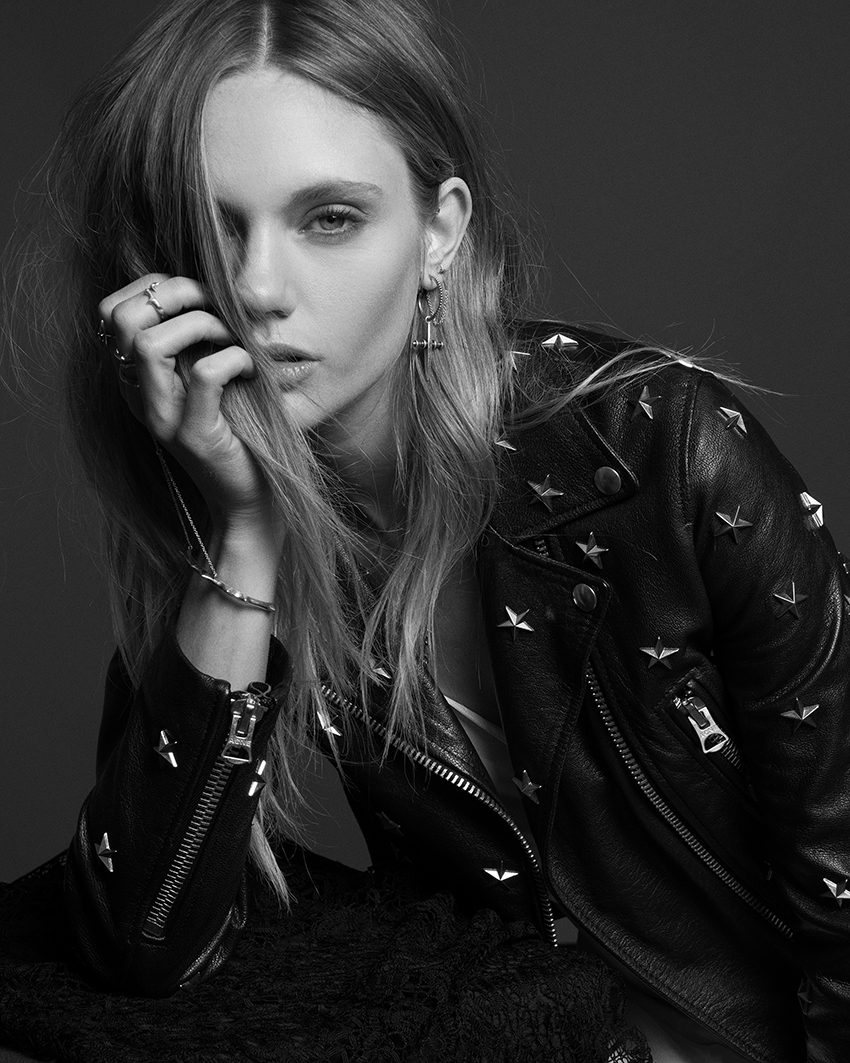 Photographer: Alexandra Nataf c/o Luv AJ
