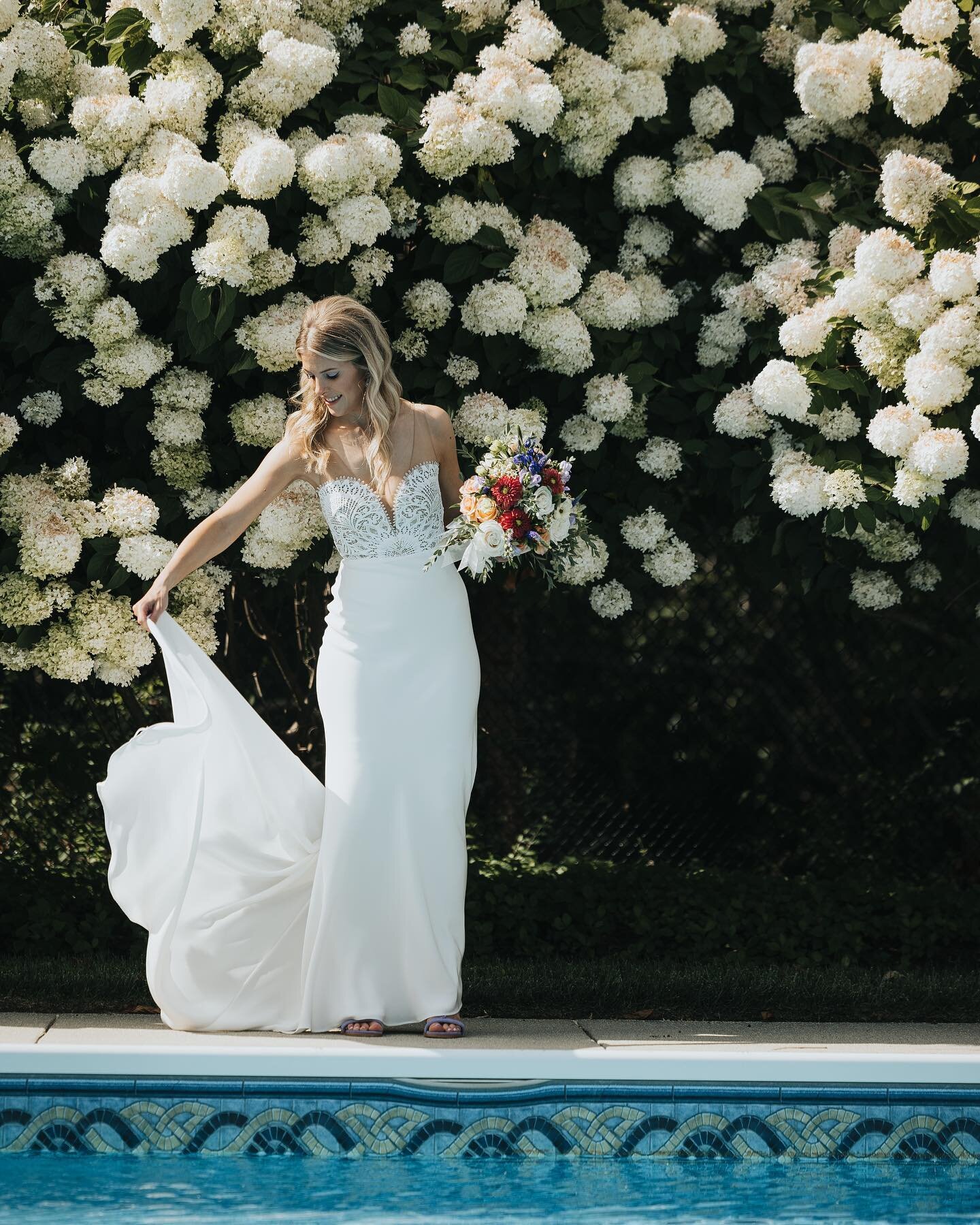 About to be really annoying because we just got our wedding photos back and I can't pick favorites 😬 
📷: The amazing @ophotocapecod 
Hair: @mosellesathhair 
Makeup: @andreabeautyboston 
Flowers: @meredithfancy