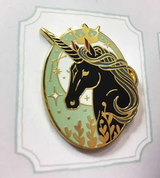 blakc unicorn 01.jpg