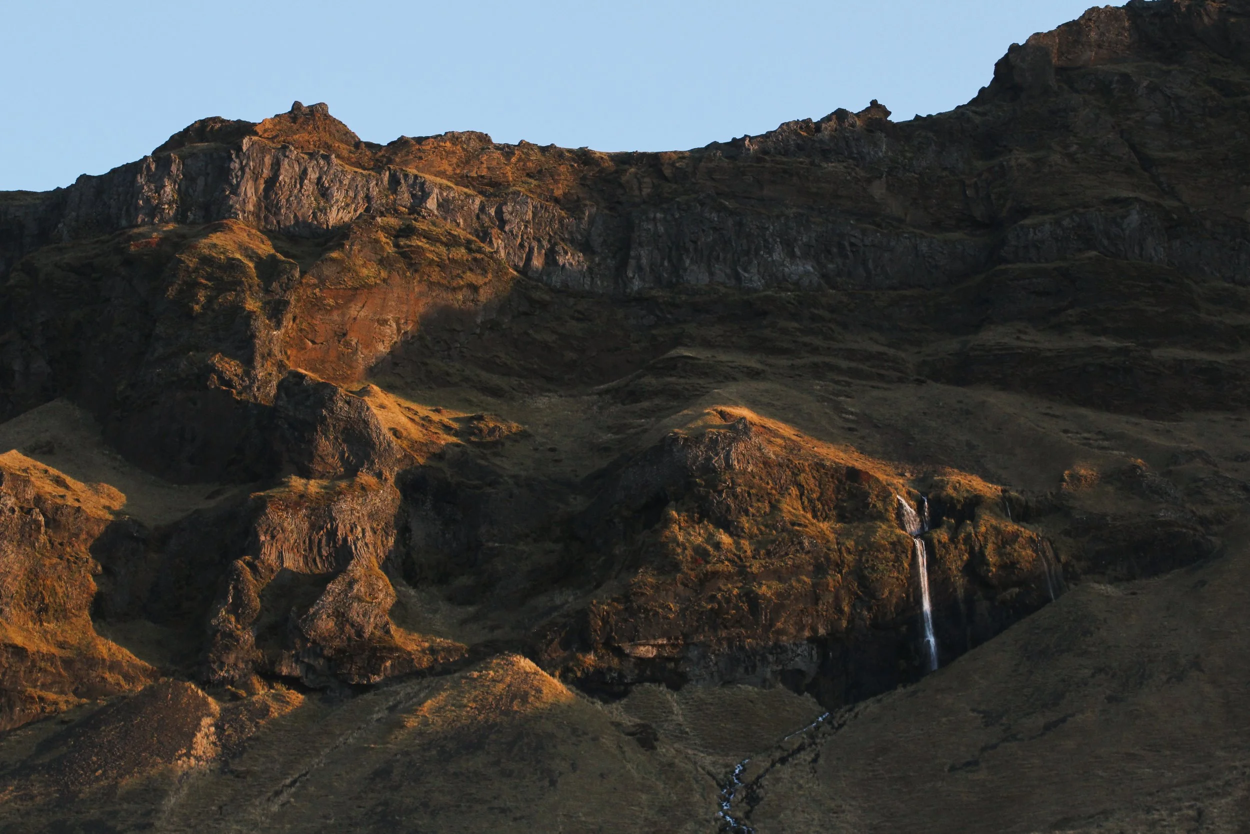 Iceland_Johanna Palmieri_waterfall Thread Caravan raodtrip.jpg