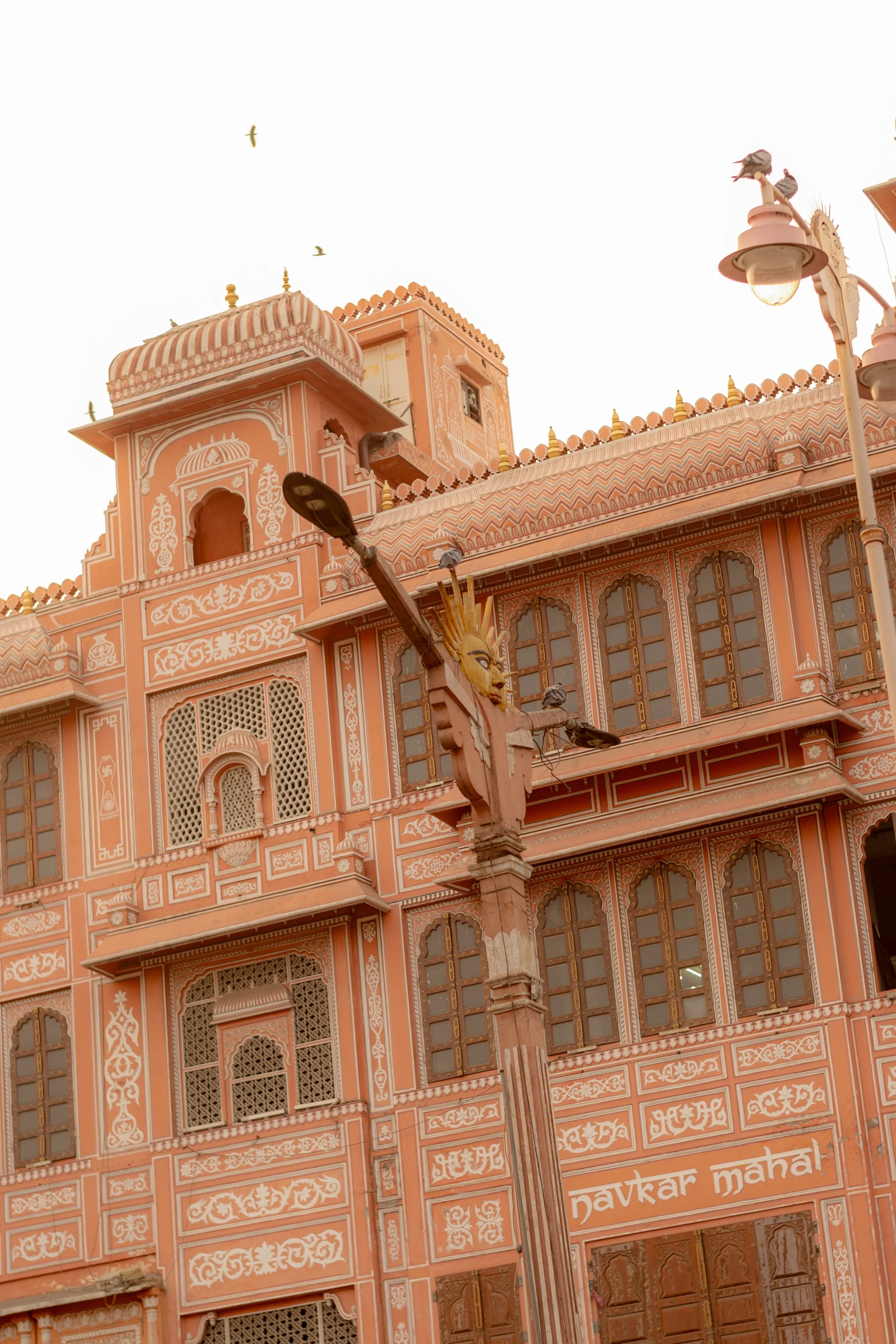 thread caravan jaipur pink city traditional architecture.jpg