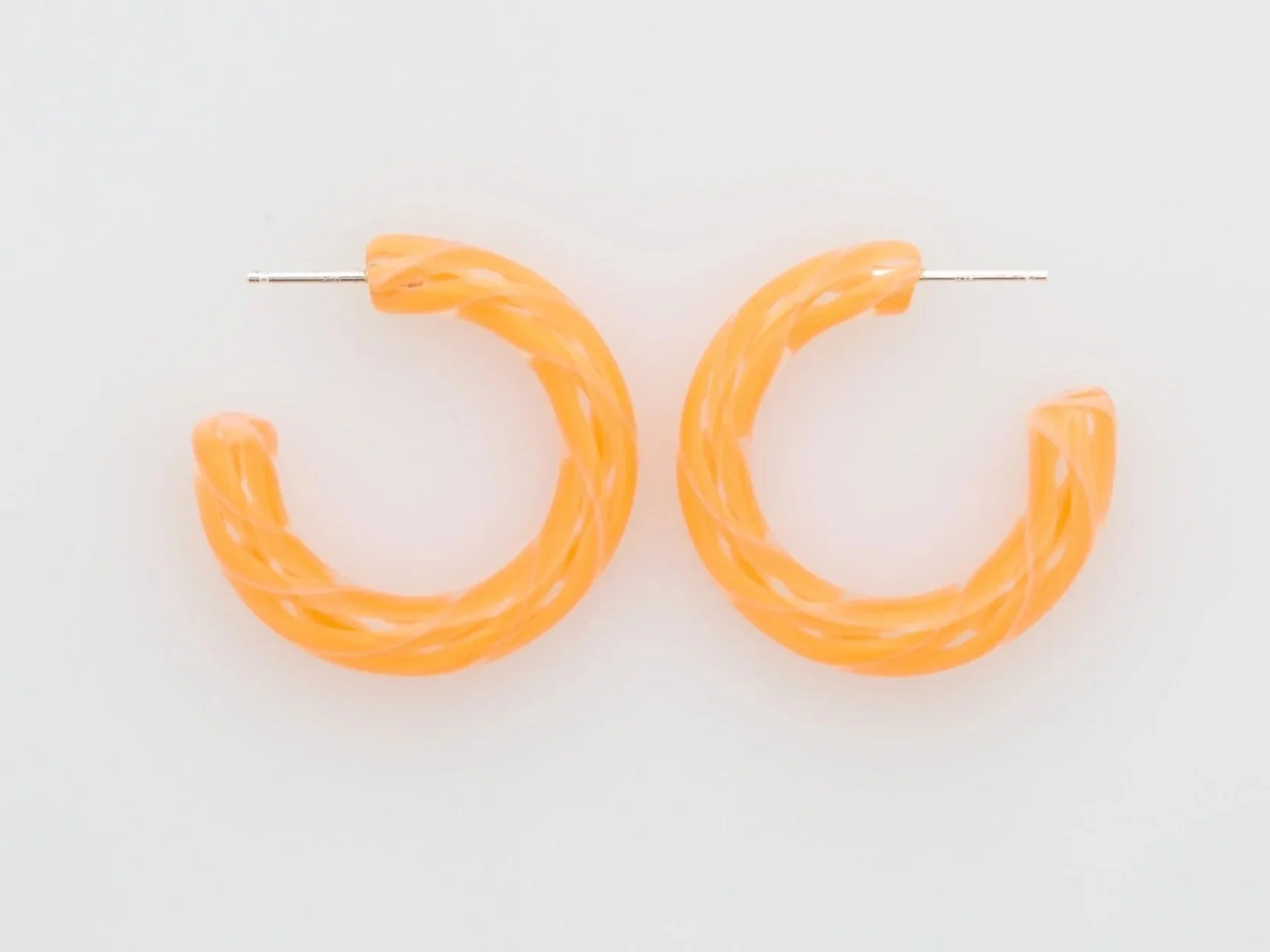 Twist Hoops
