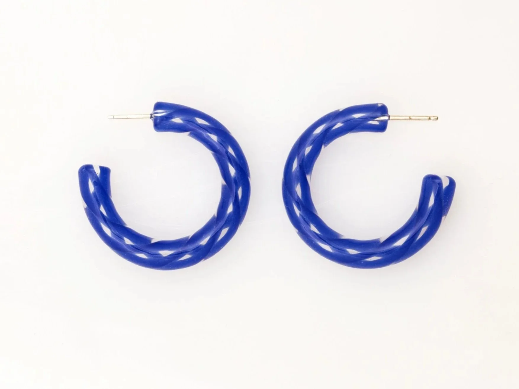Twist Hoops