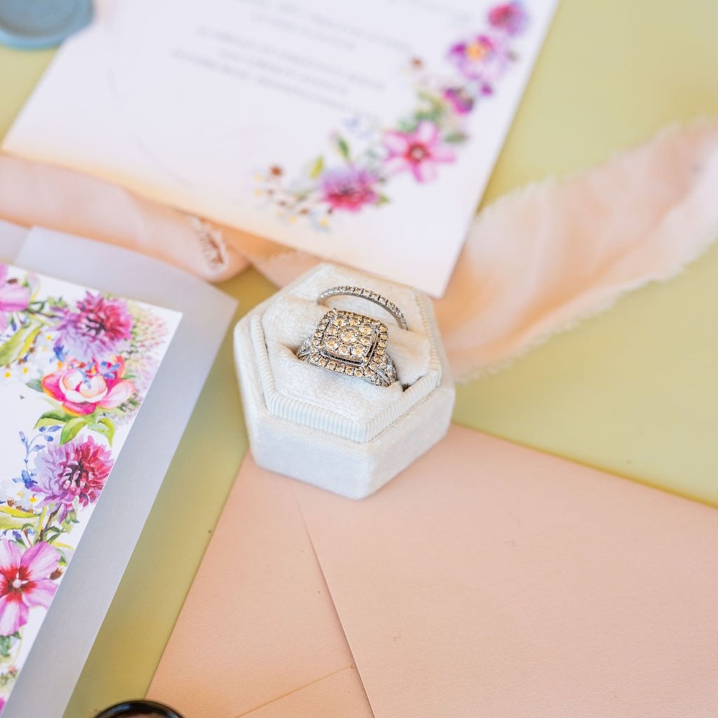 Custom invitations with a wax seals#, laser cutting or illustration that speak your style&mdash;because your wedding deserves nothing less than unforgettable.

📬Message me to book your 2025 + 2026 wedding. 
Let&rsquo;s design something beautiful tog