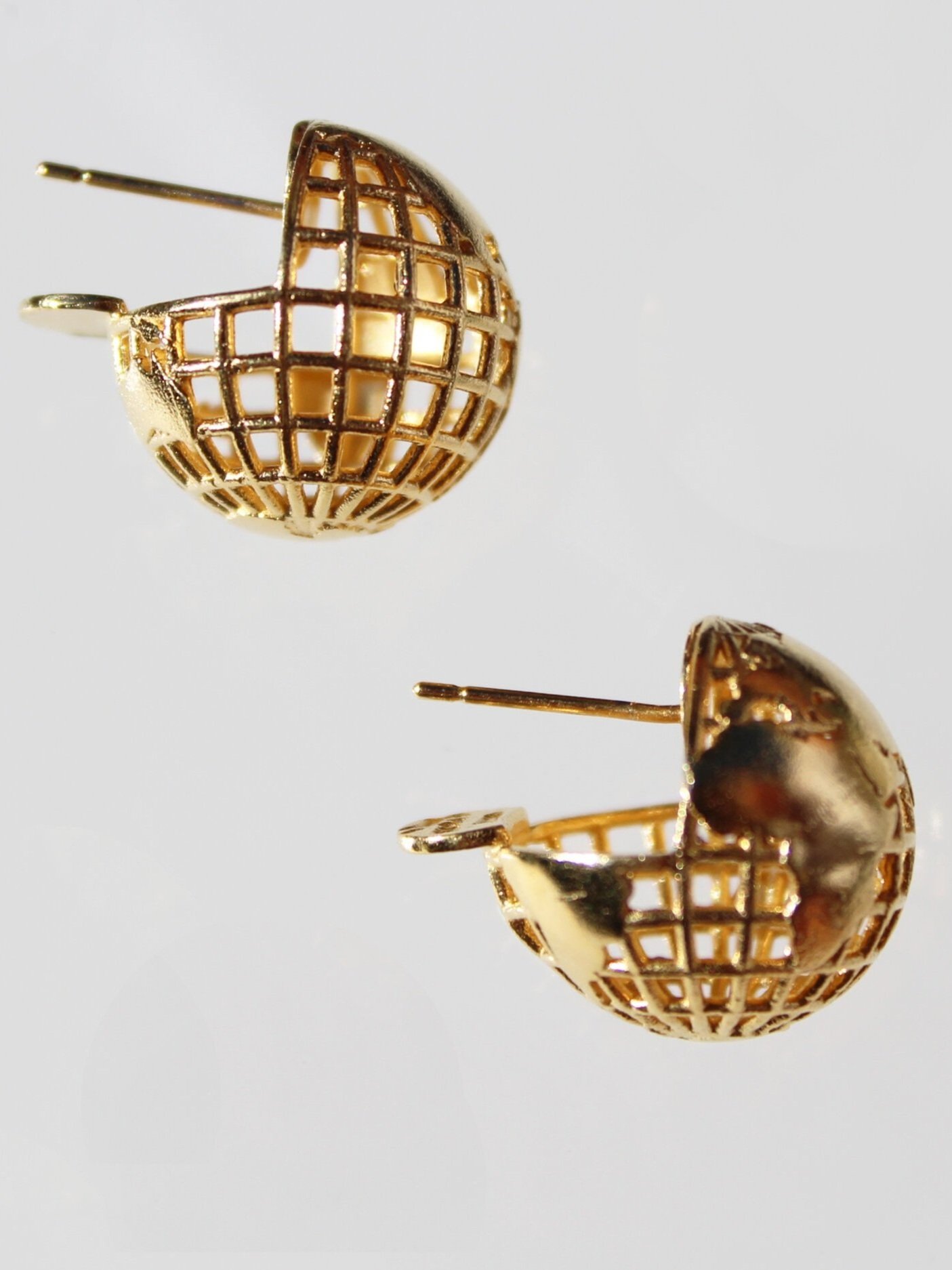 globesidegold2.jpg