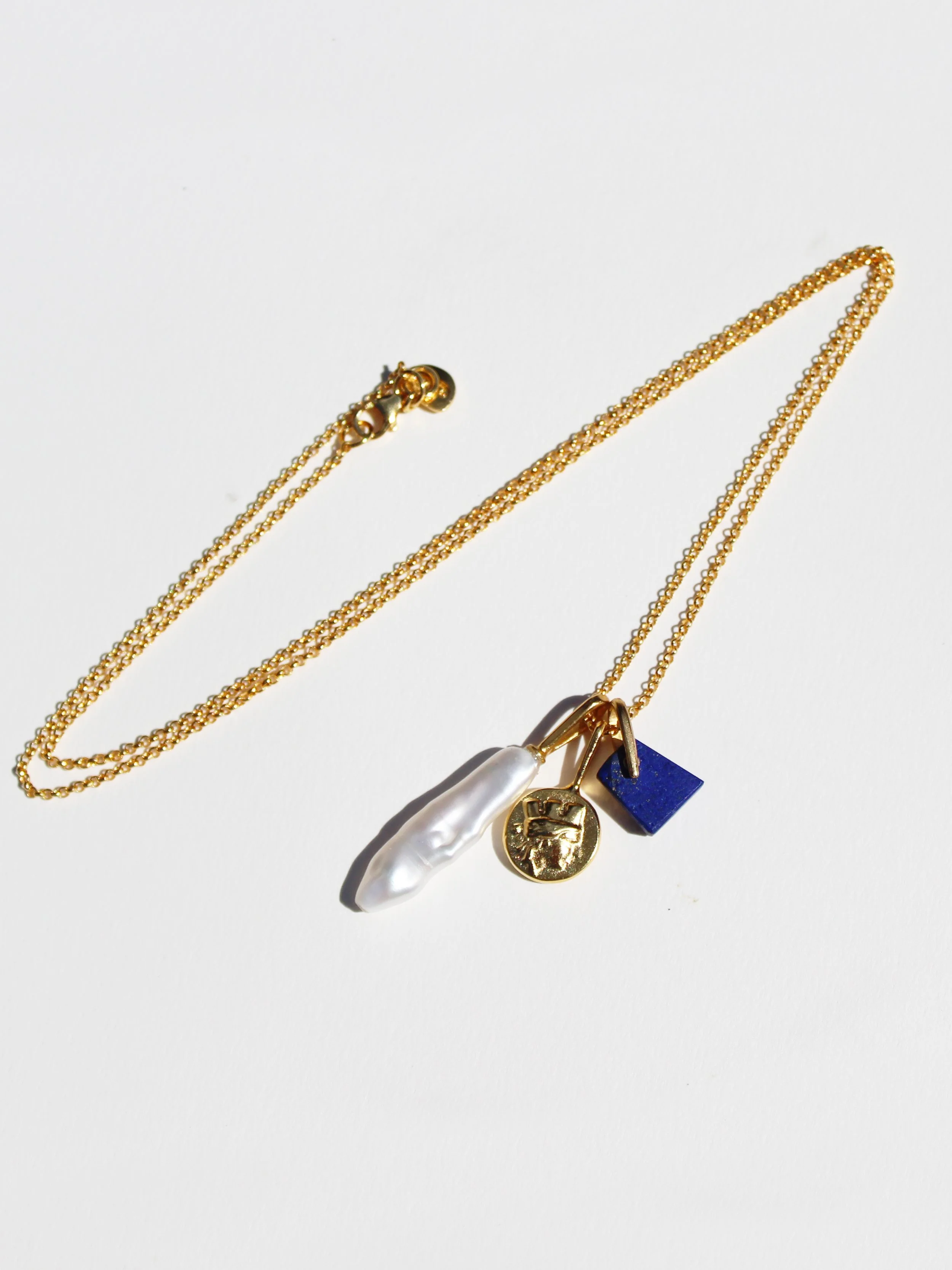Lapis, Queen & pearl charms on 22" chain