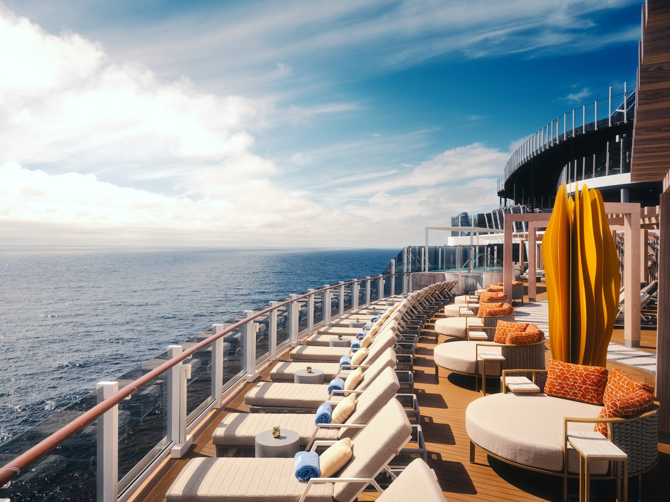 Miami-Architectural-Cruise-Ship-photographer-Norwegian-Prima-Vibe-Beach-Club.jpg