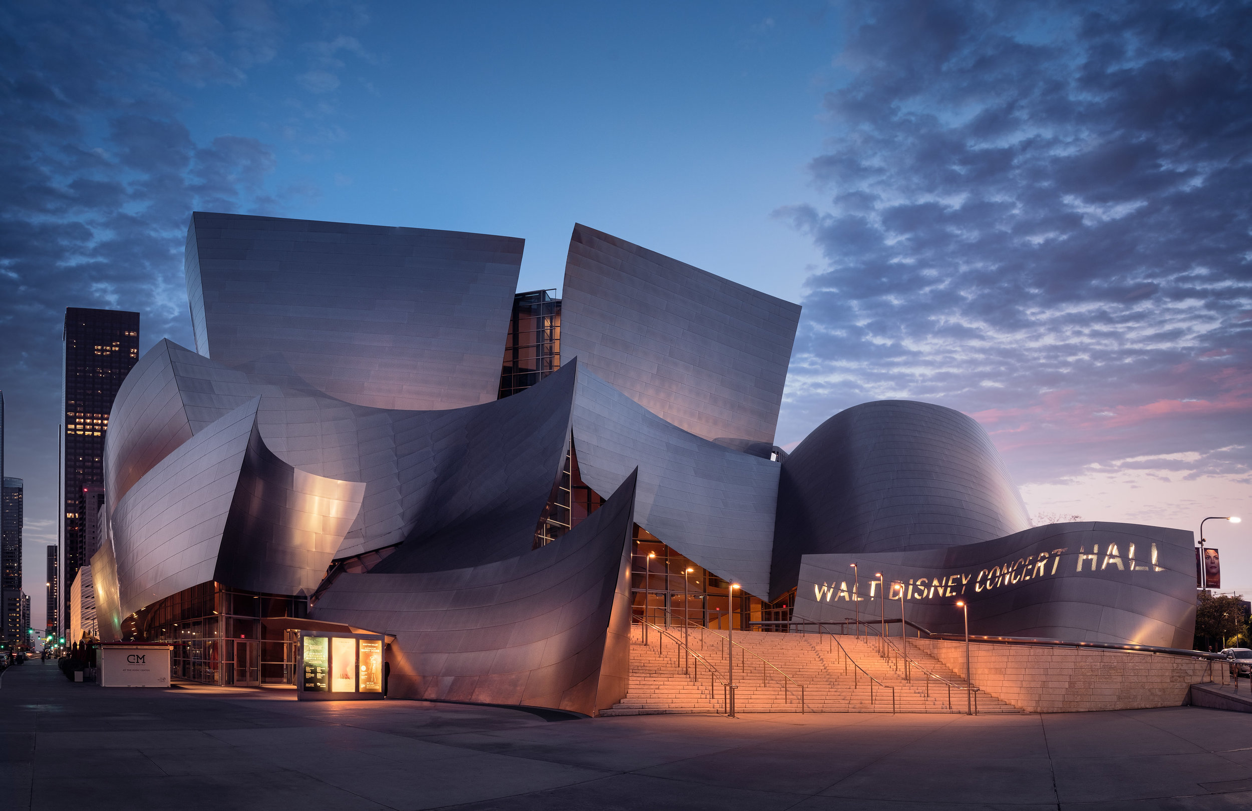 Walt Disney Concert Hall: Los Angeles, California - Frank Gehry