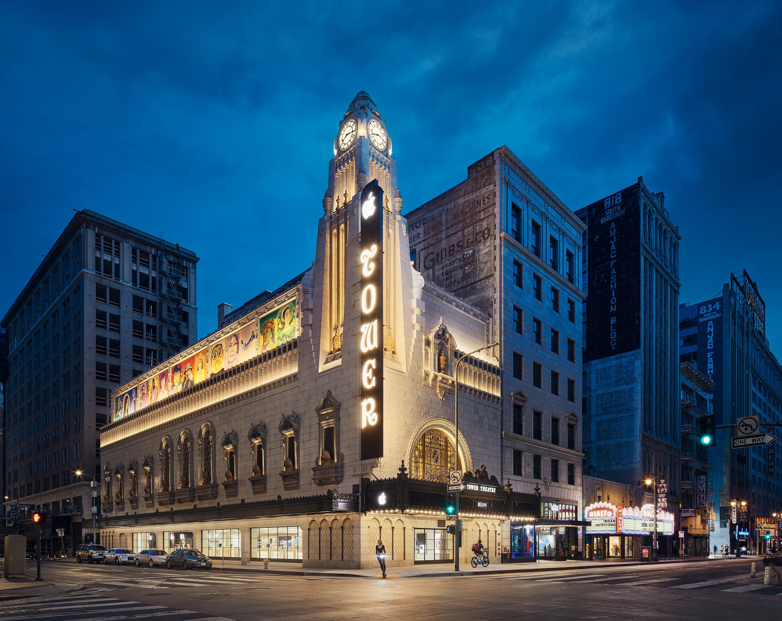Apple Tower Theater: Los Angeles, California 