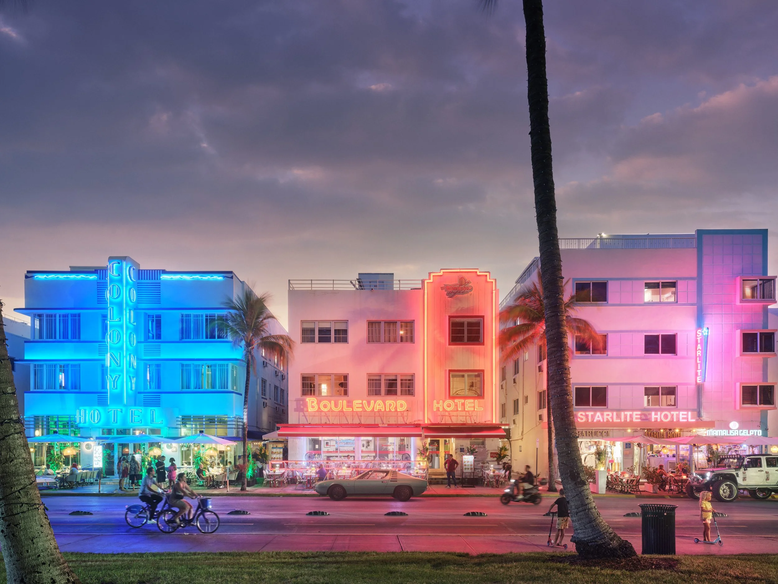 Architectural Photographer Documents Miami's Art Deco Scene