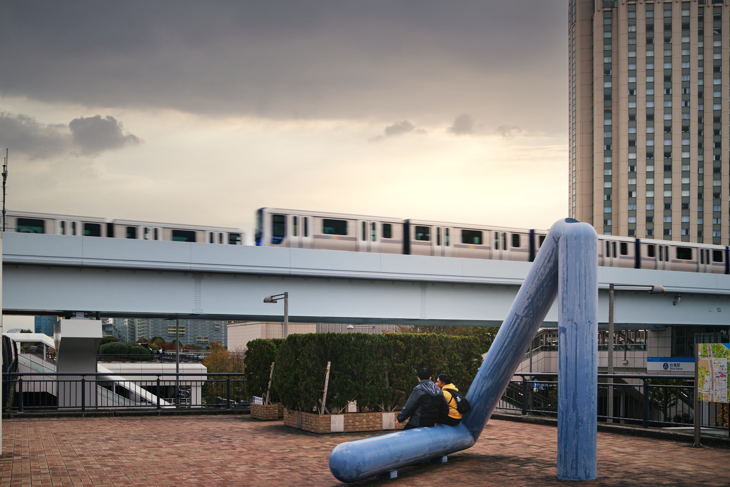 Miami-los-angeles-architectural-photographer-tokyo-japan-travel-photo-train.jpg