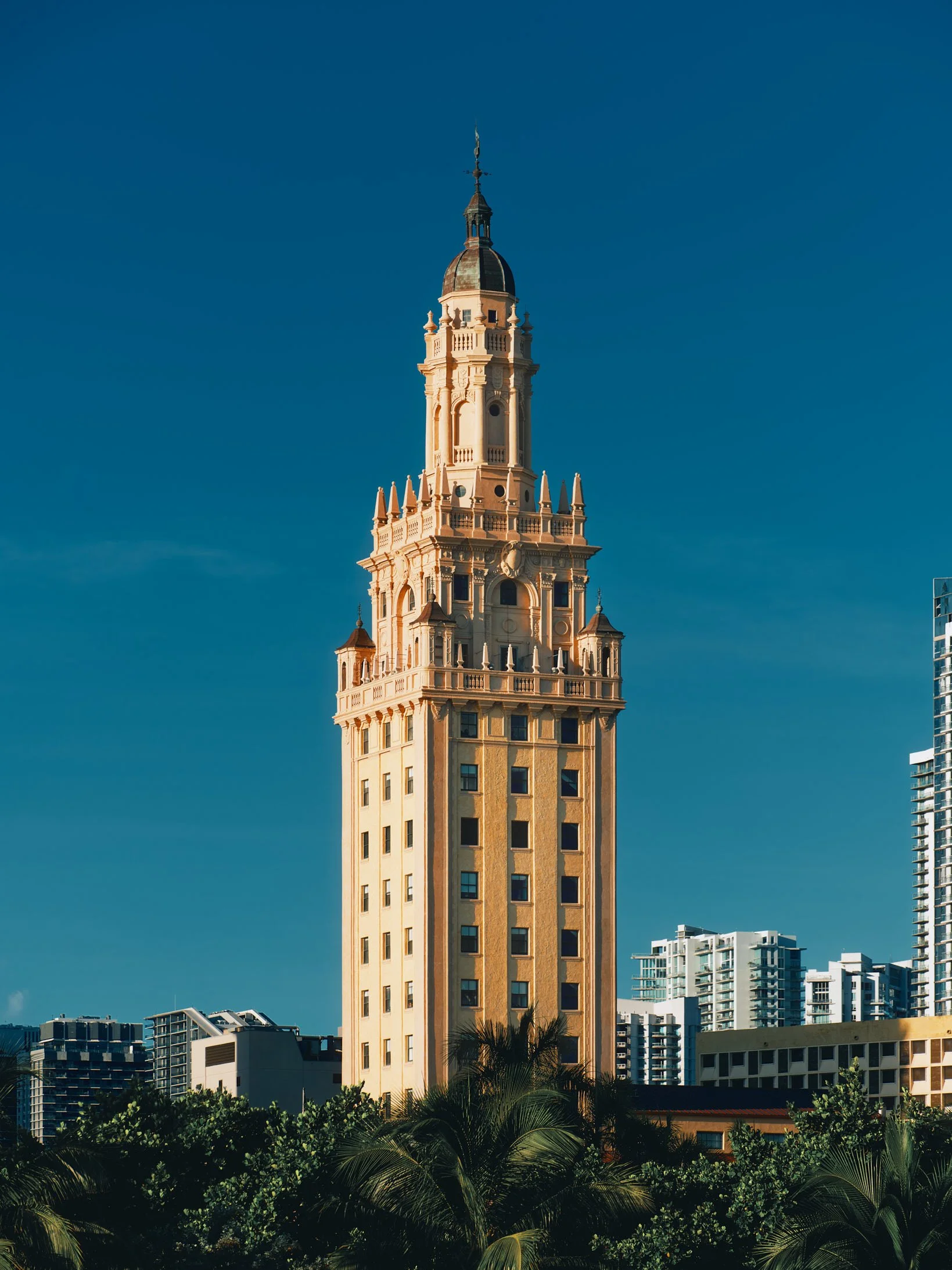 Freedom-tower-miami-architectural-photographer.jpg
