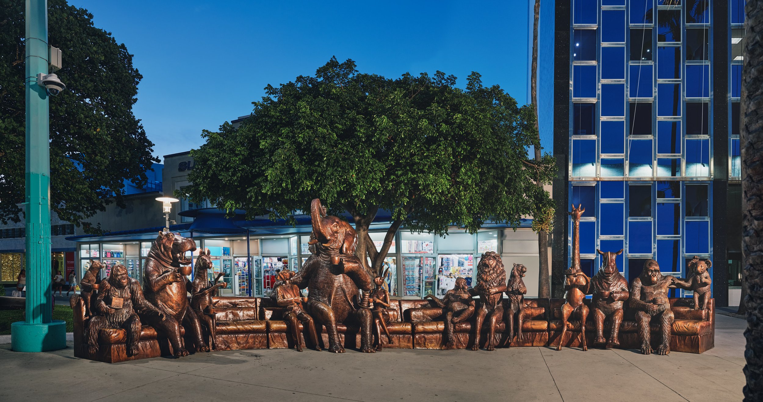 Miami-architectural-commercial-photographer-gillie-and-marc-lincoln-road-public-art-the-wild-couch-party-09.jpg