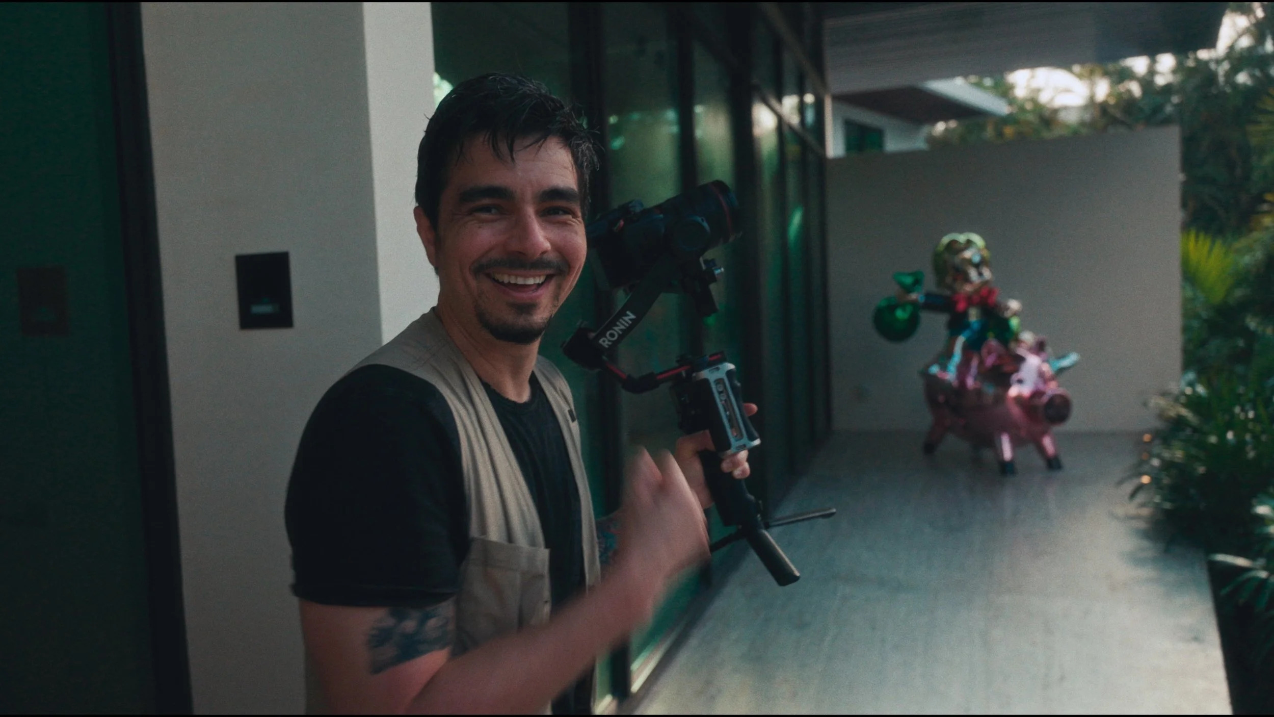 Still 2025-11-12 235204_1.4.4.jpeg