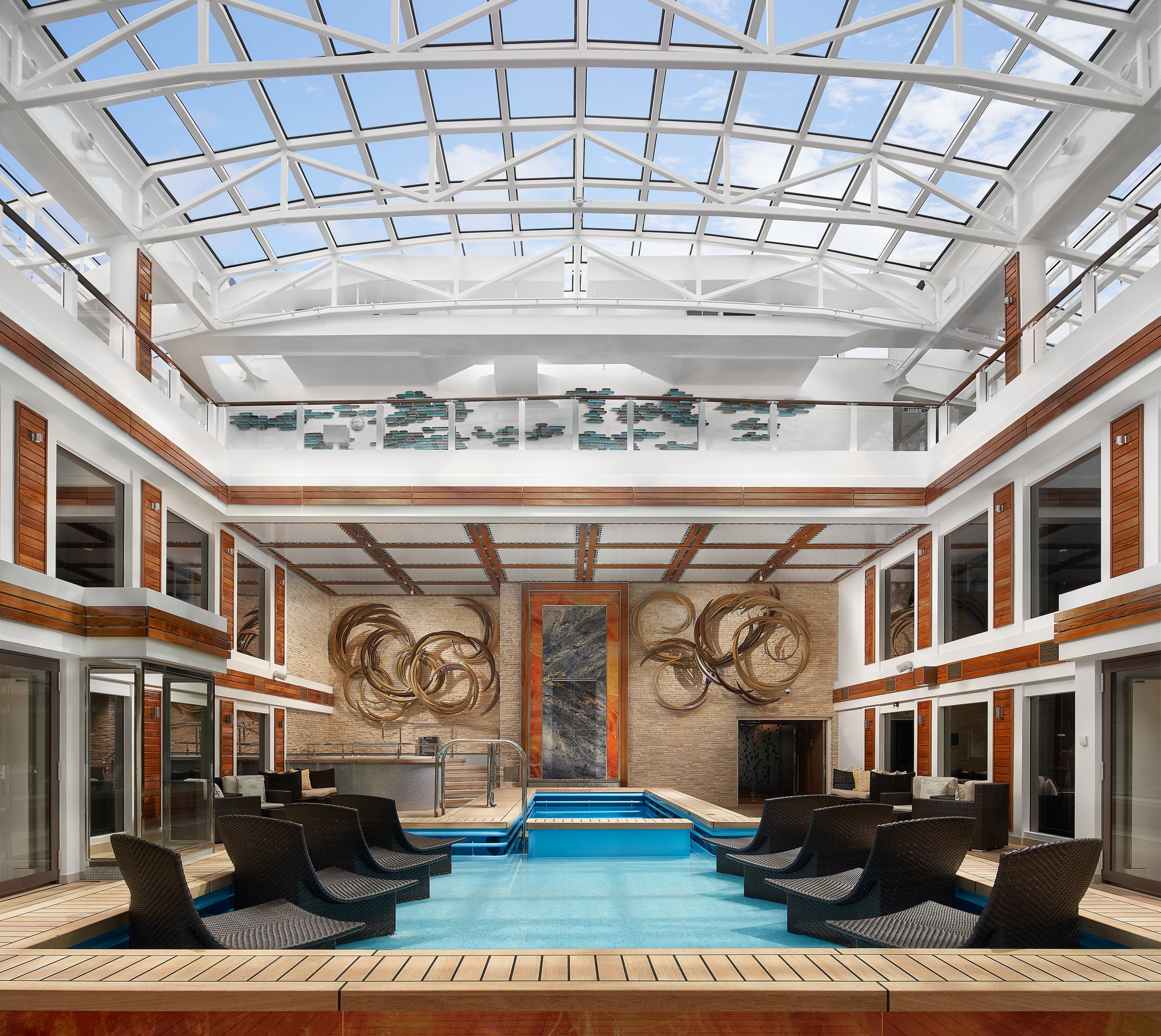 Miami-Cruise-Ship-Photographer-Norwegian-Bliss-Haven-Pool.jpg