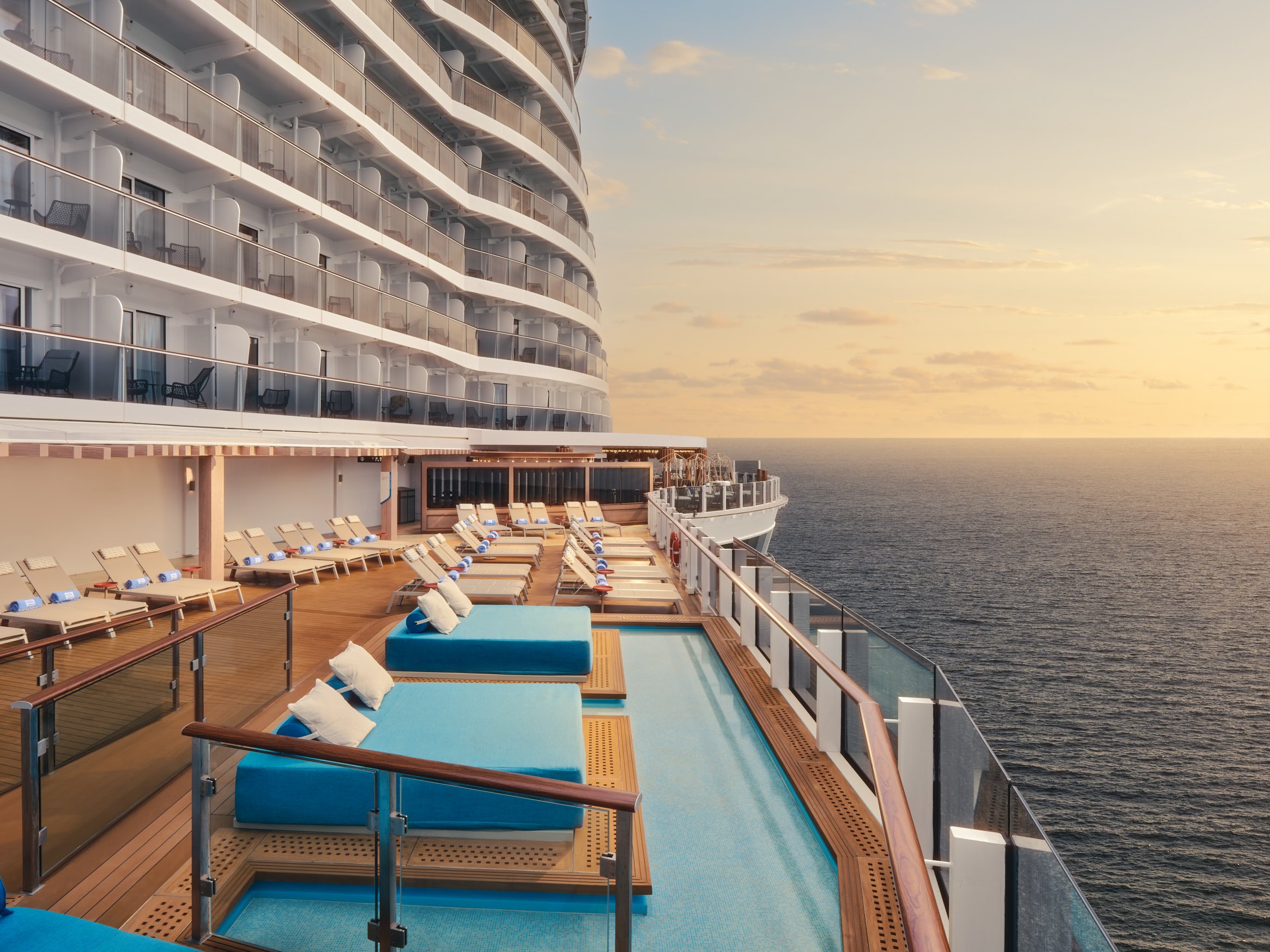 Miaim-Cruise-Ship-Photographer-Norwegian-Prima-Ocean-blvd-02.jpg