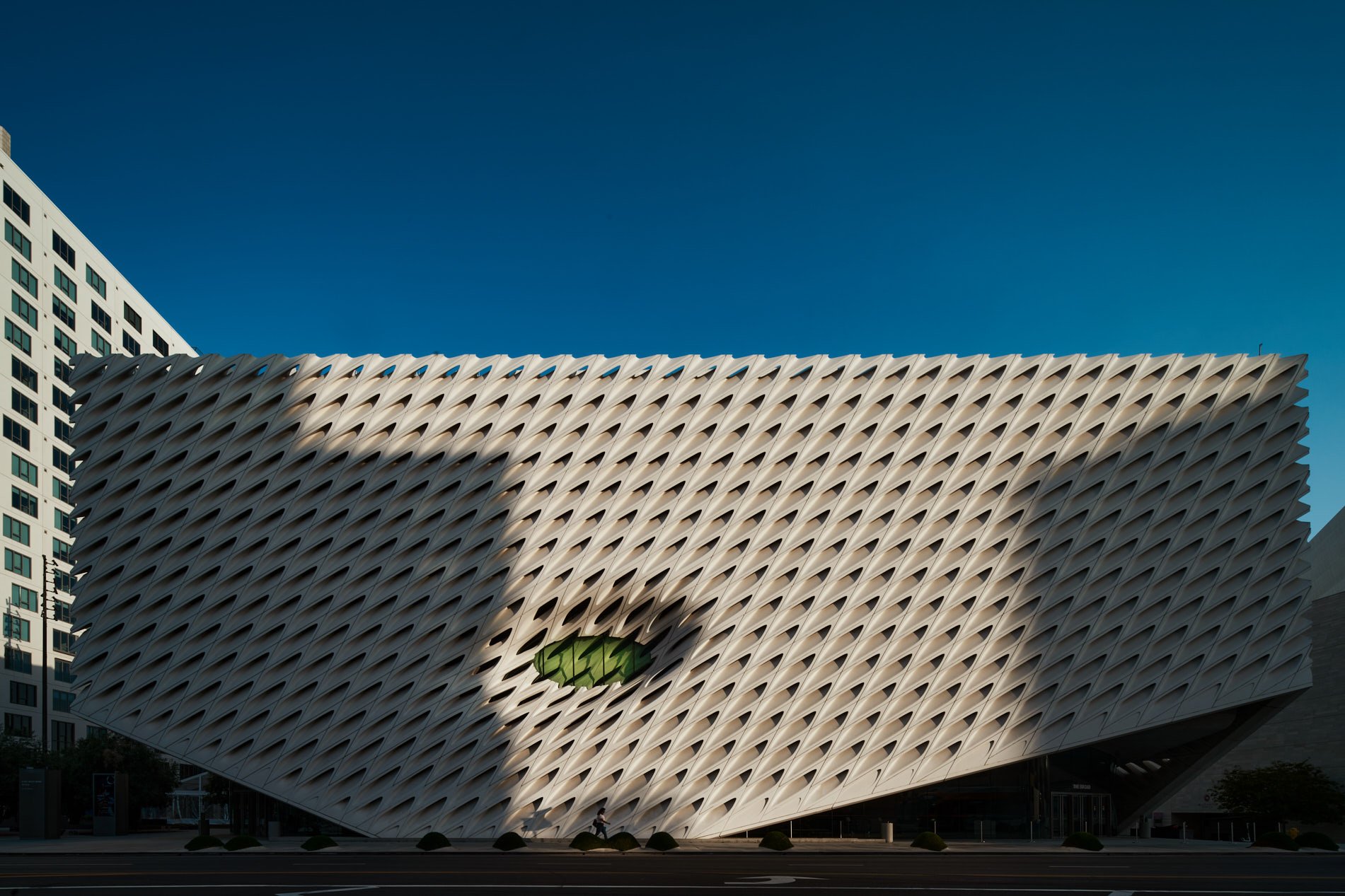 Los-angeles-architectural-photographer-the-broad-museum-DTLA.jpg