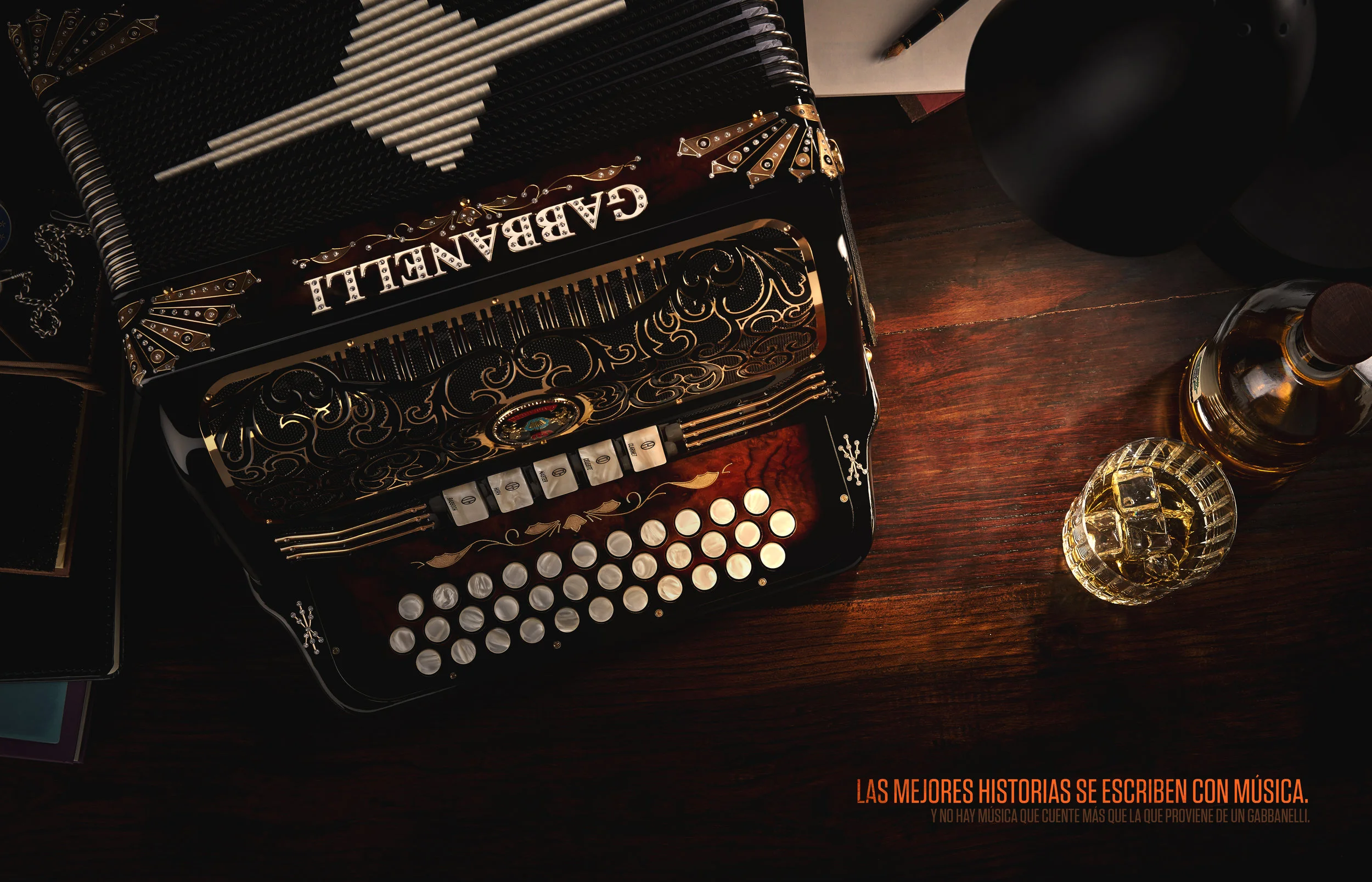SOY_GRUPERO_typewriter_SPA.jpg