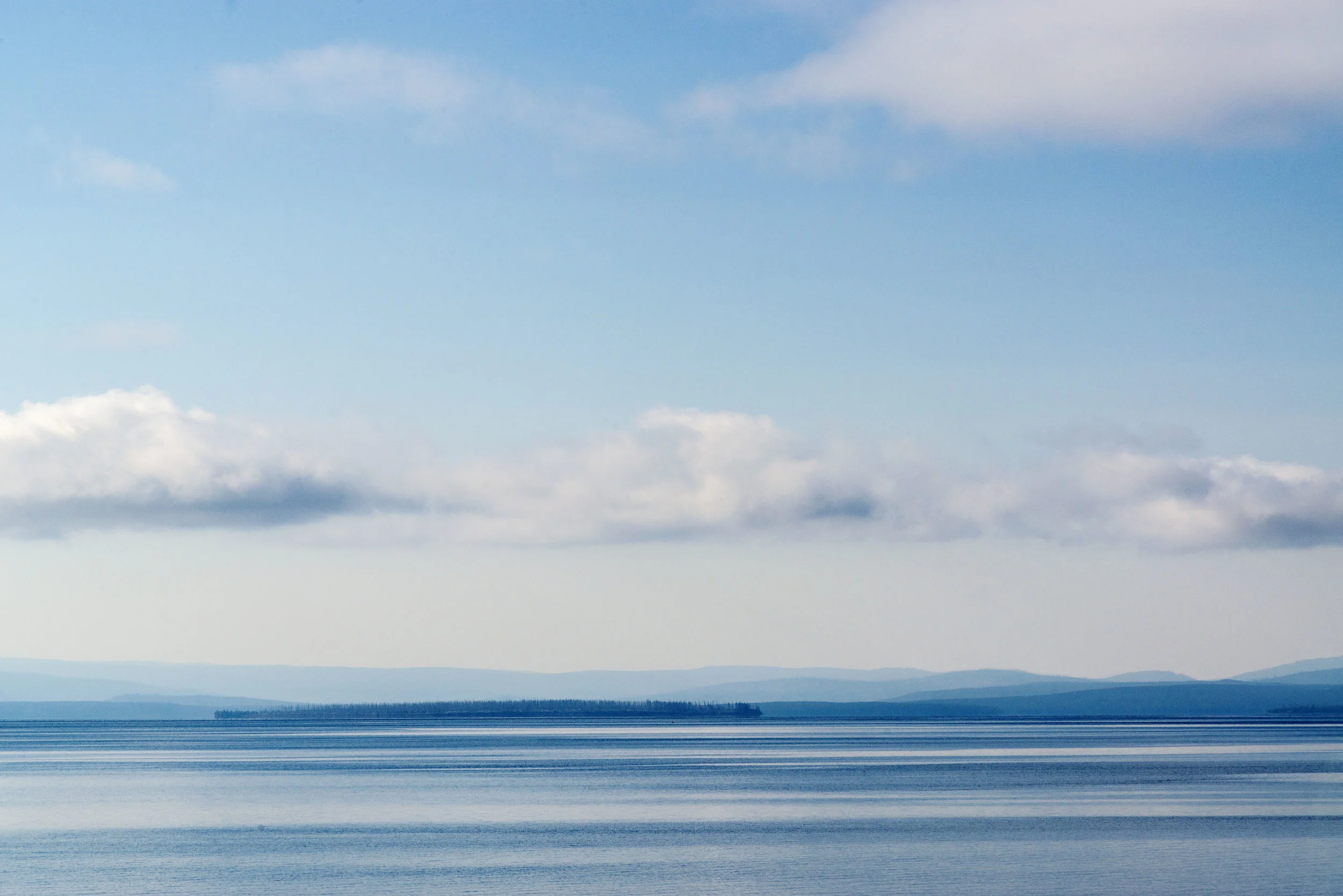 Yellowstone Lake. Nikon D800, Nikkor 24-120mm lens @ 120mm, ISO 200, f13, 1/1600 sec, -1 stop exposure adjustment.