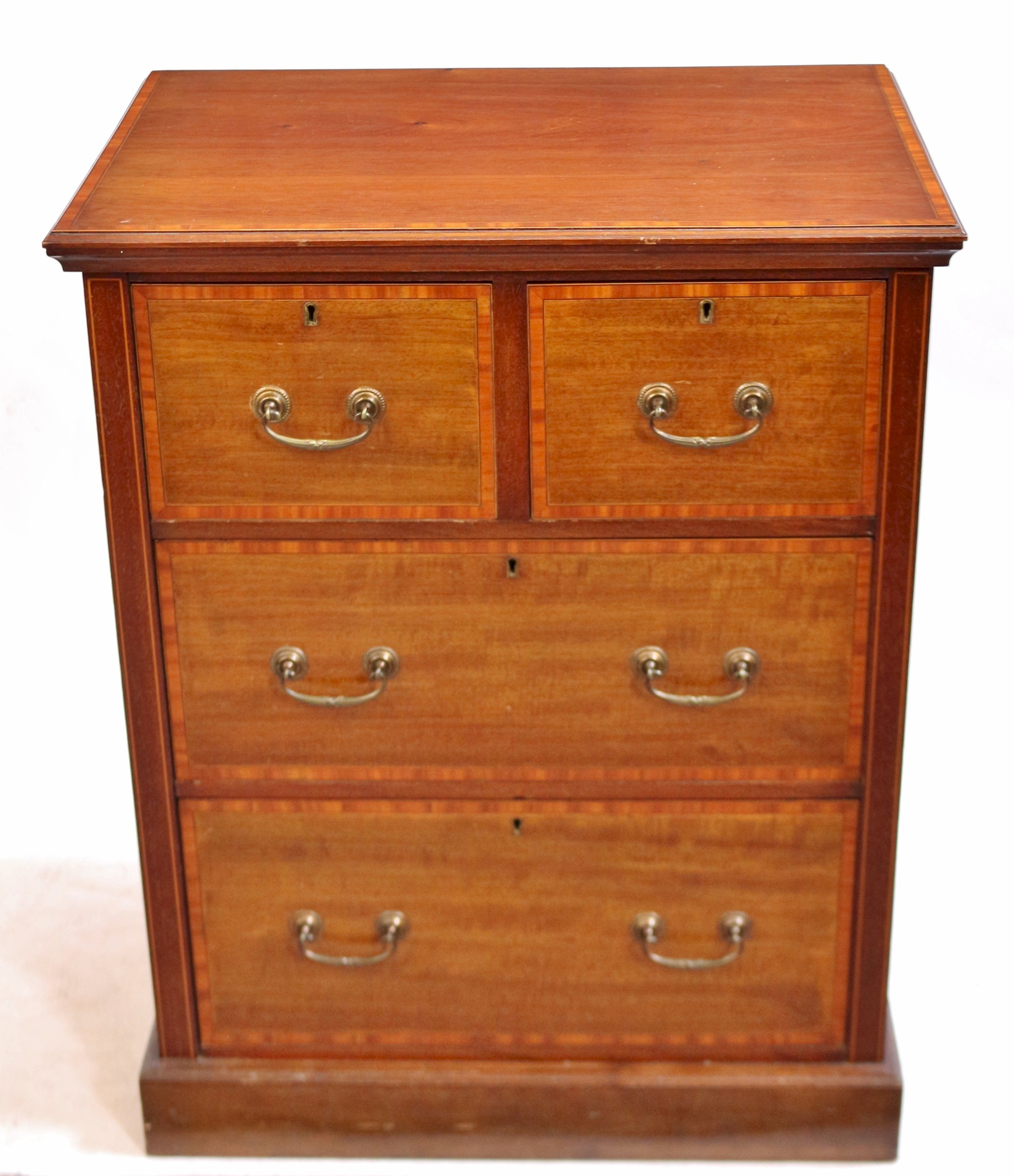 Edwardian Good Quality Mahogany Small 4 Drawer Chest By