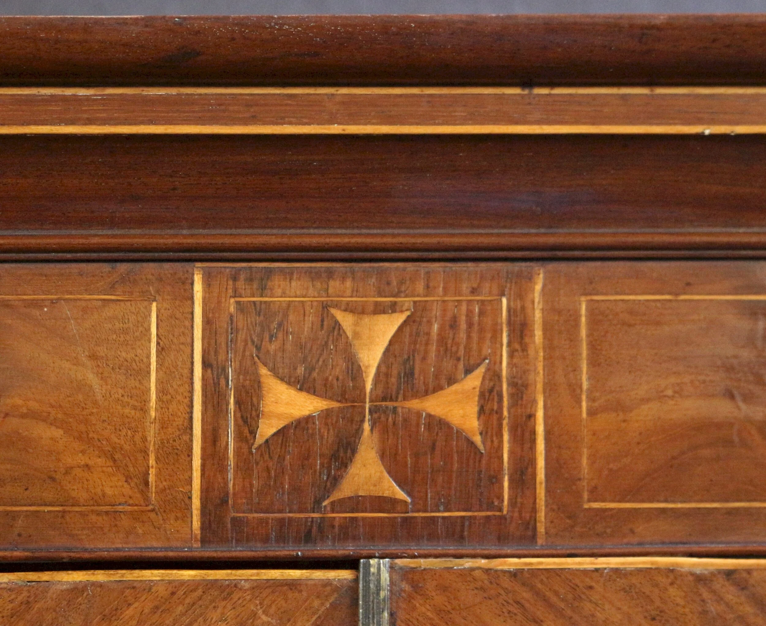 h9121l.JPG