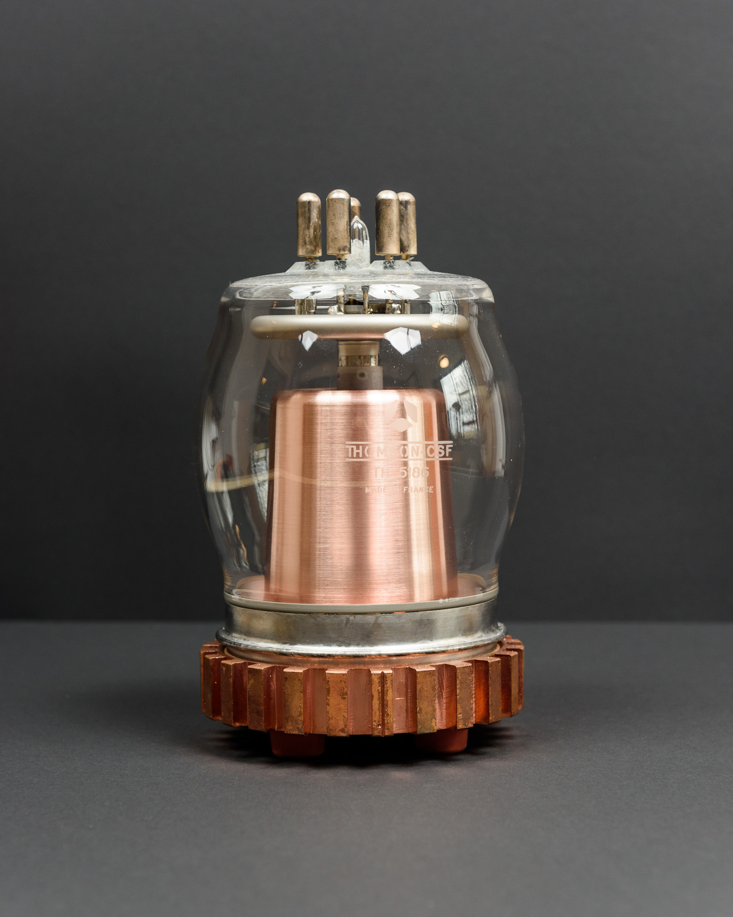  Vacuum tube: Thomson-CSF TH 5186, Tetrode 