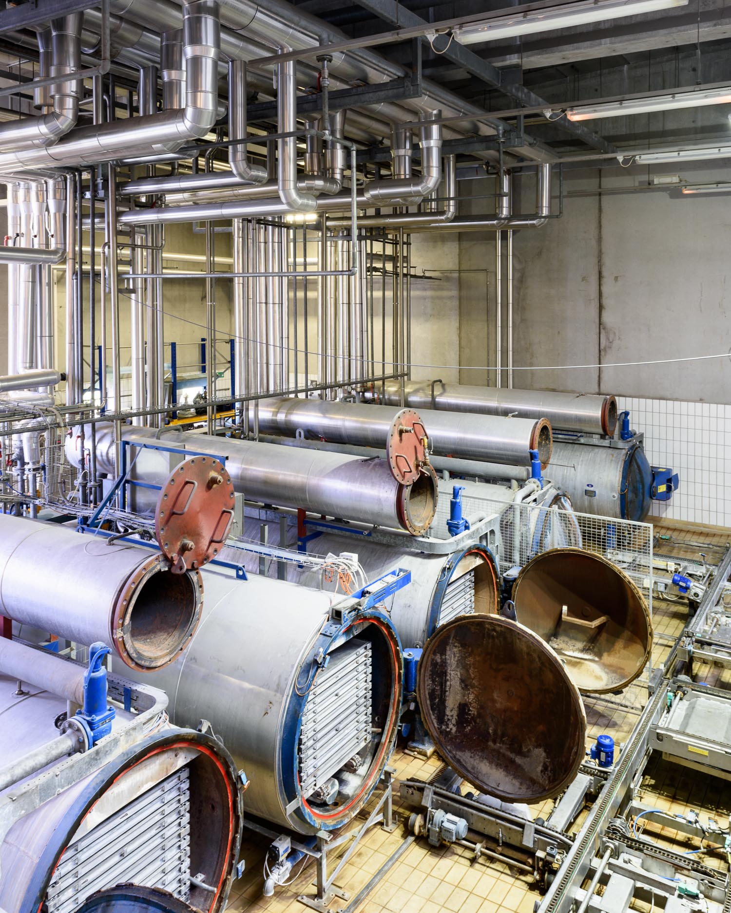  The ovens that cook the meat to a core temperature of 112-114 celcius 