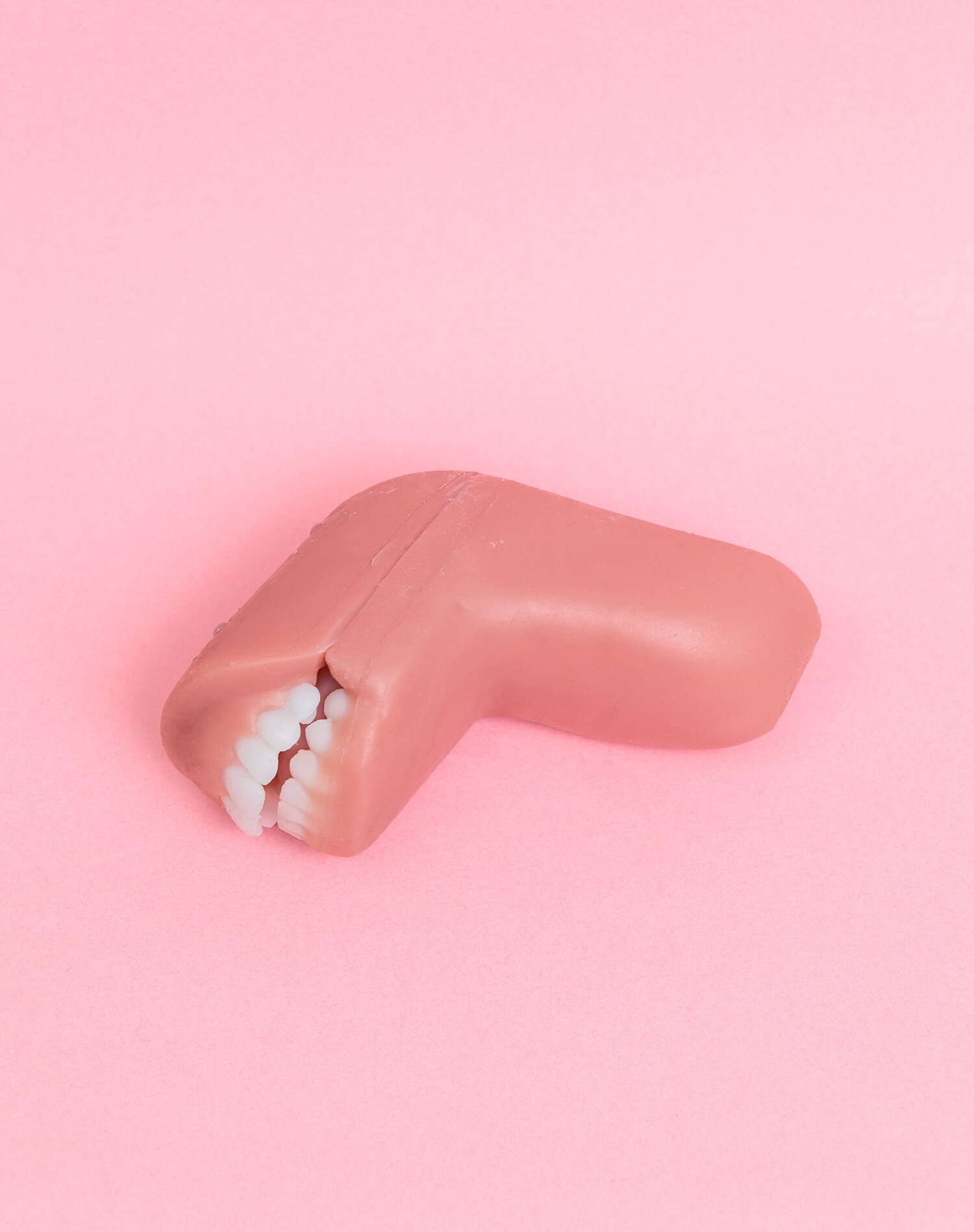  RealDoll mouth parts are fully removable for cleaning. 